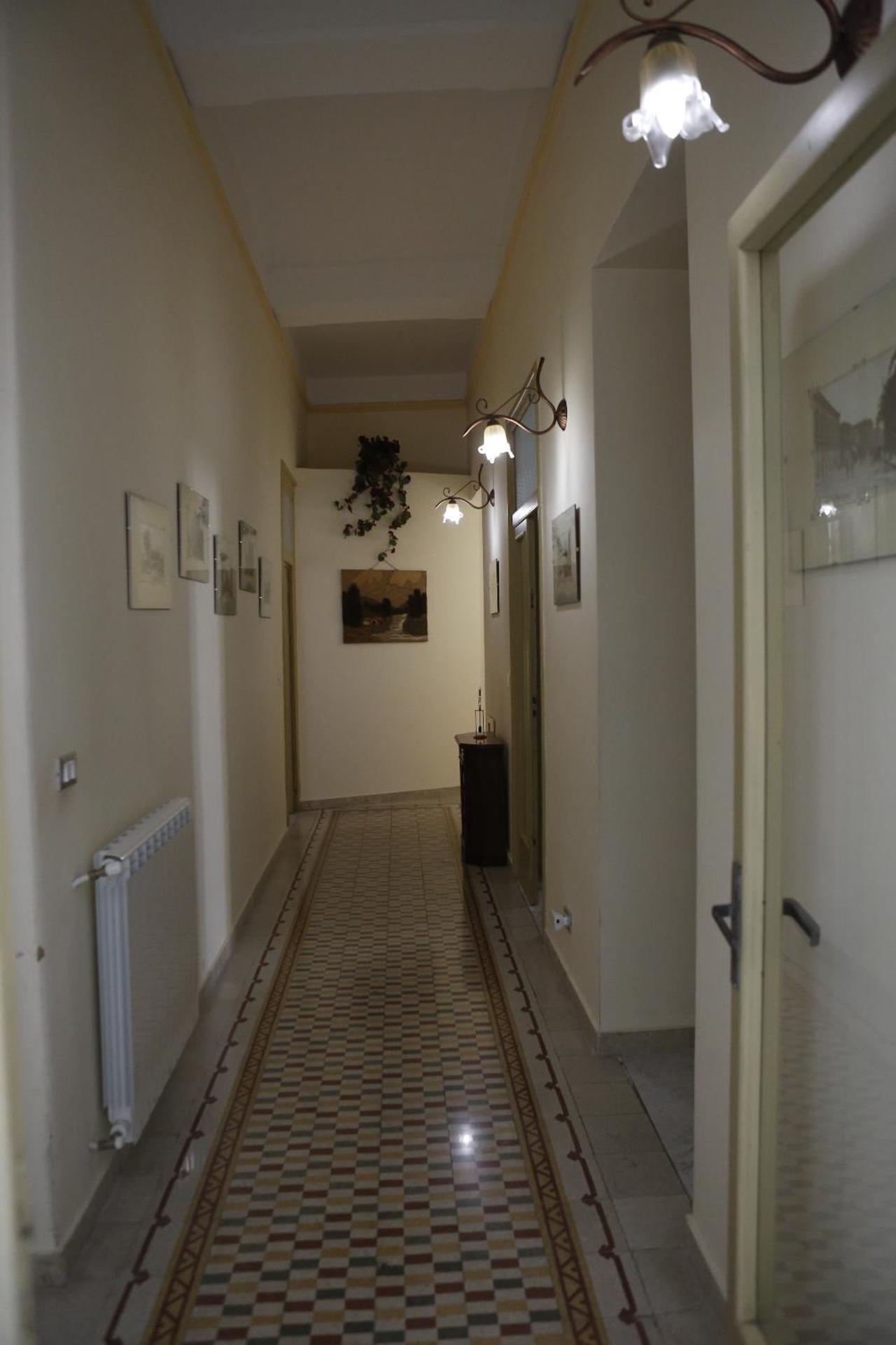 Photo 34
