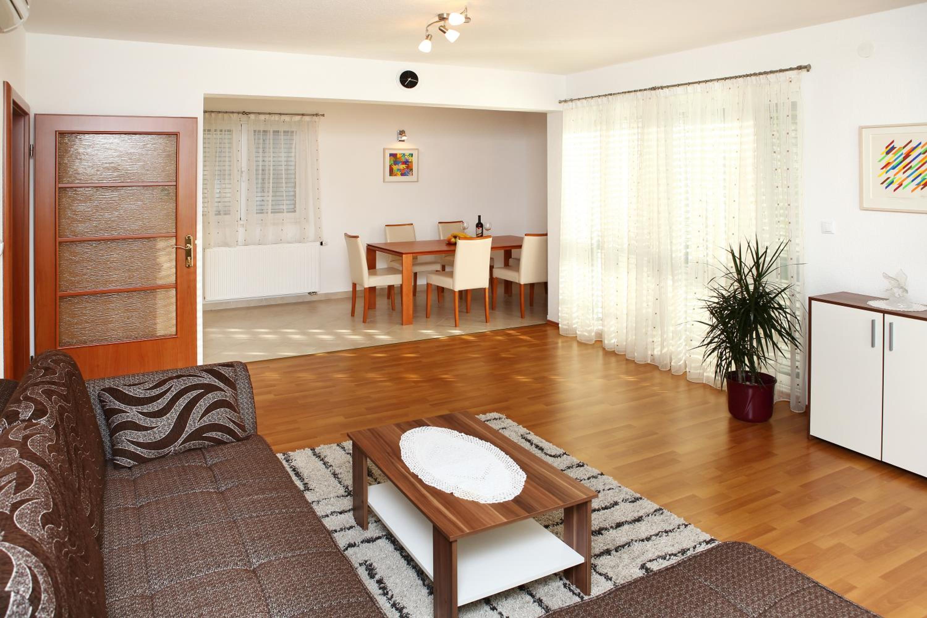 Apartment Matea view 3