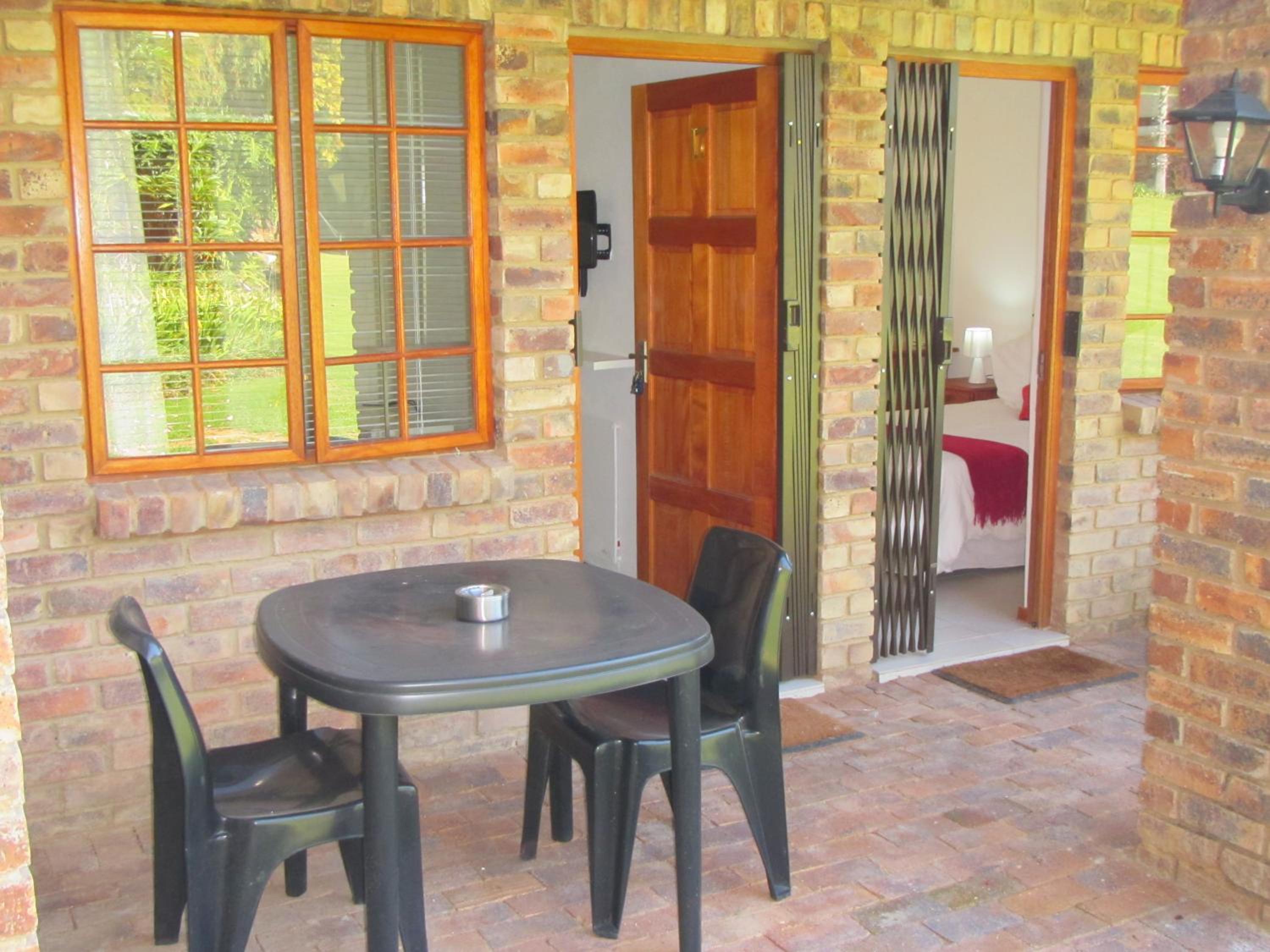 African Footprints Lodge