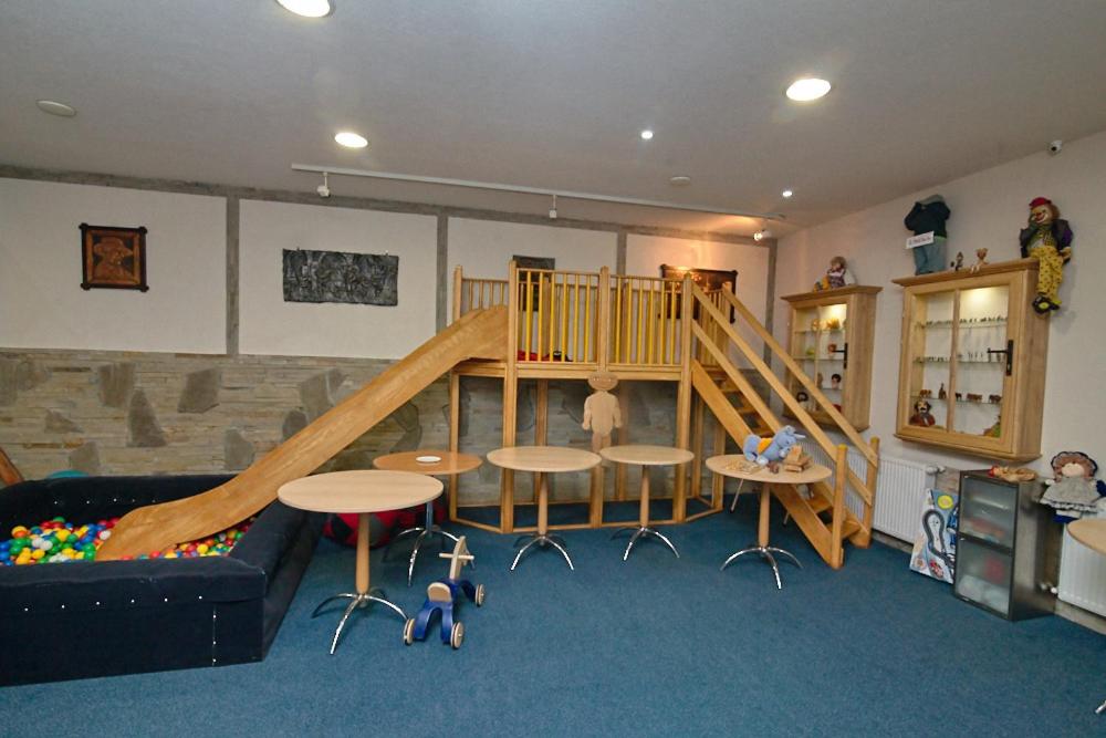 children's play area