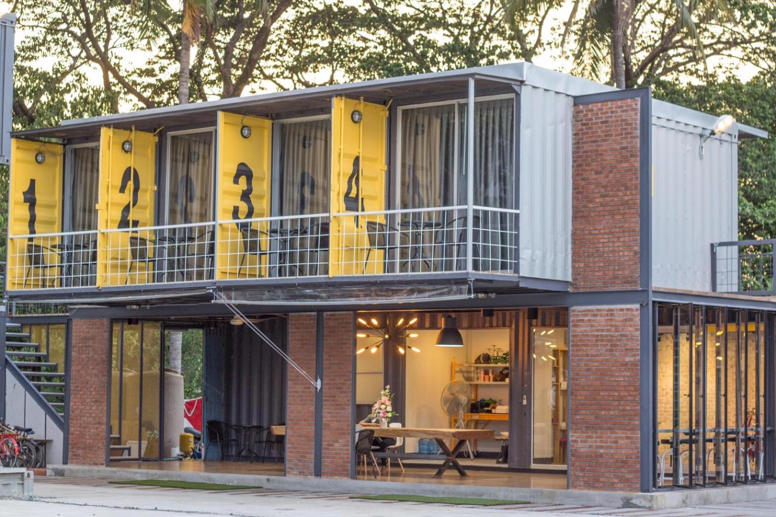 Ducati Bike Box Hotel