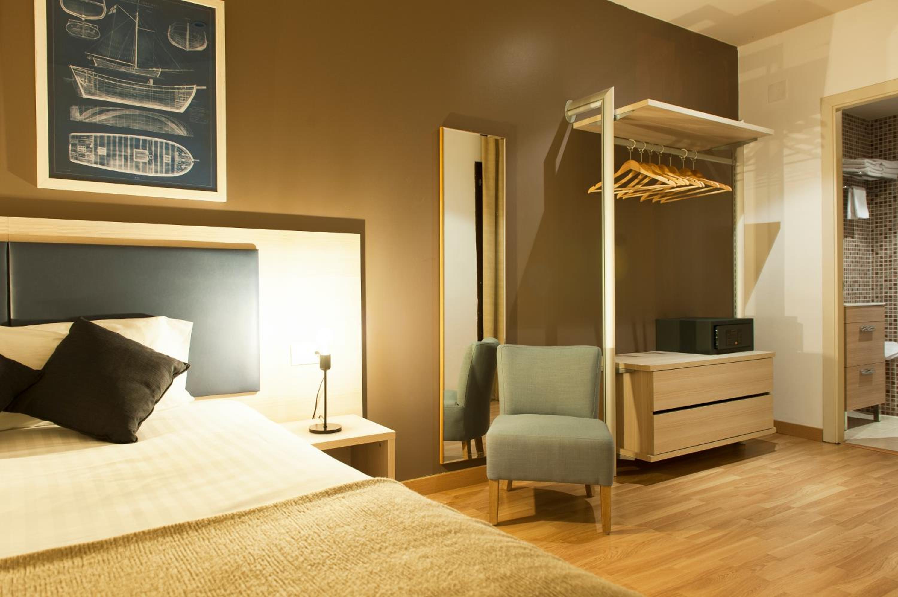 hotel room