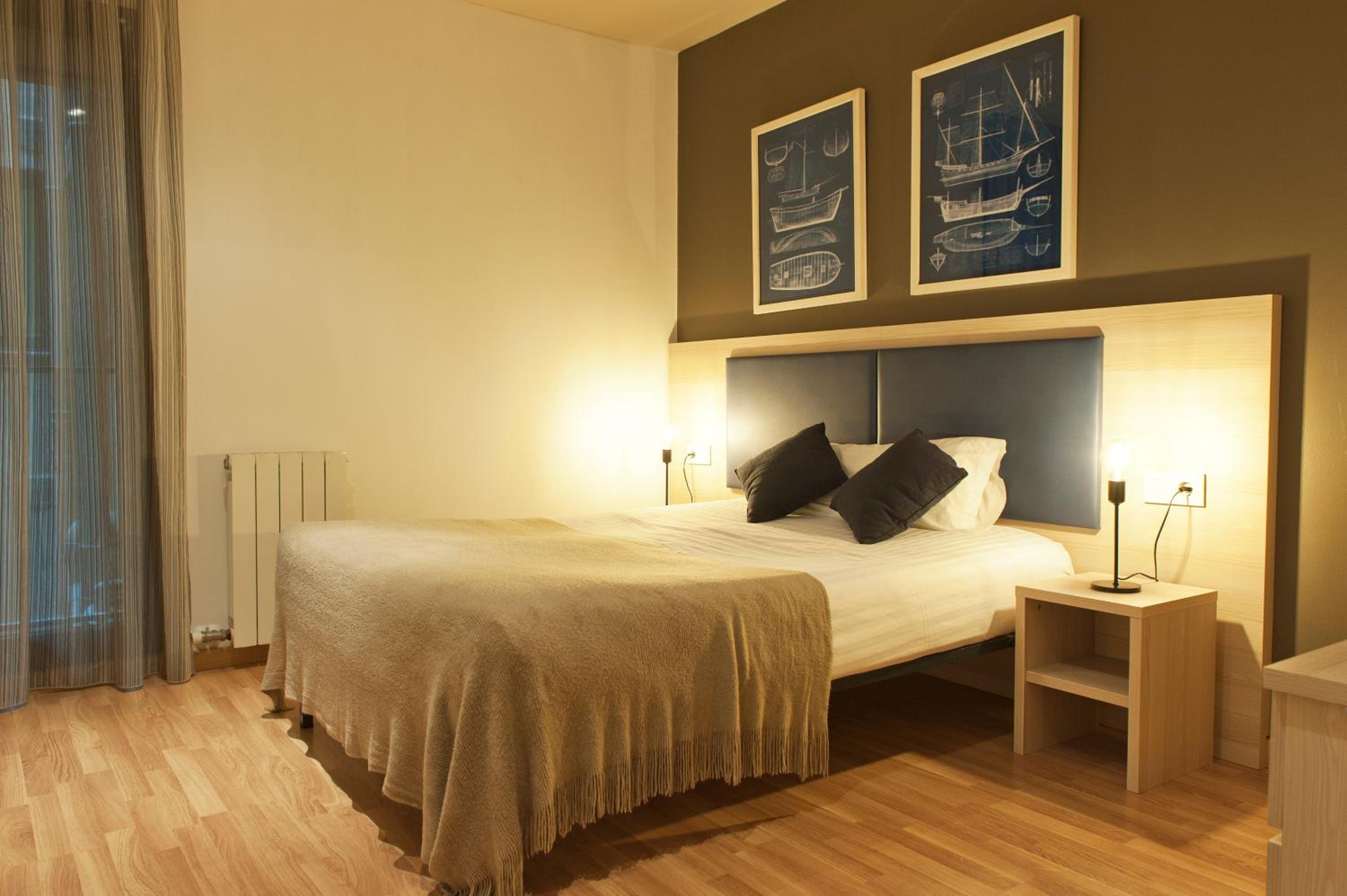 MH Apartments Ramblas