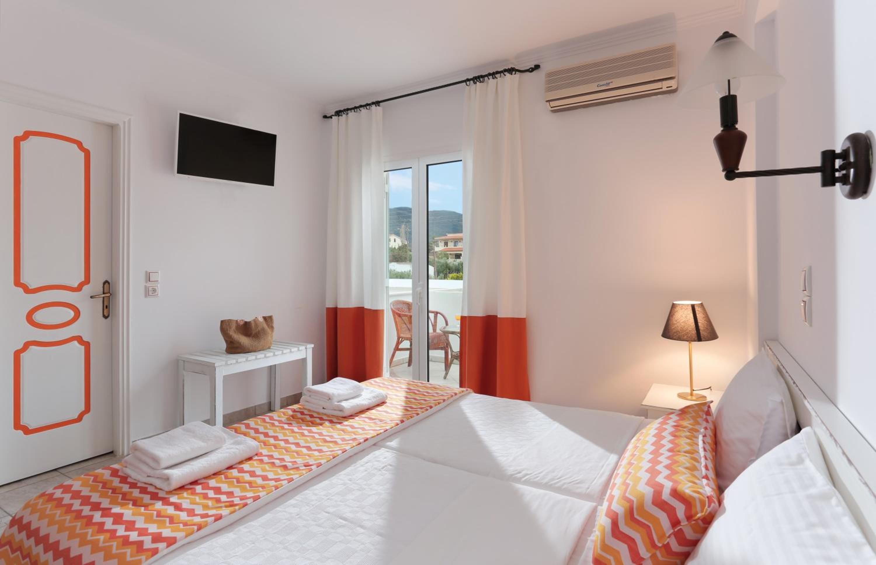 Iris Beach Hotel