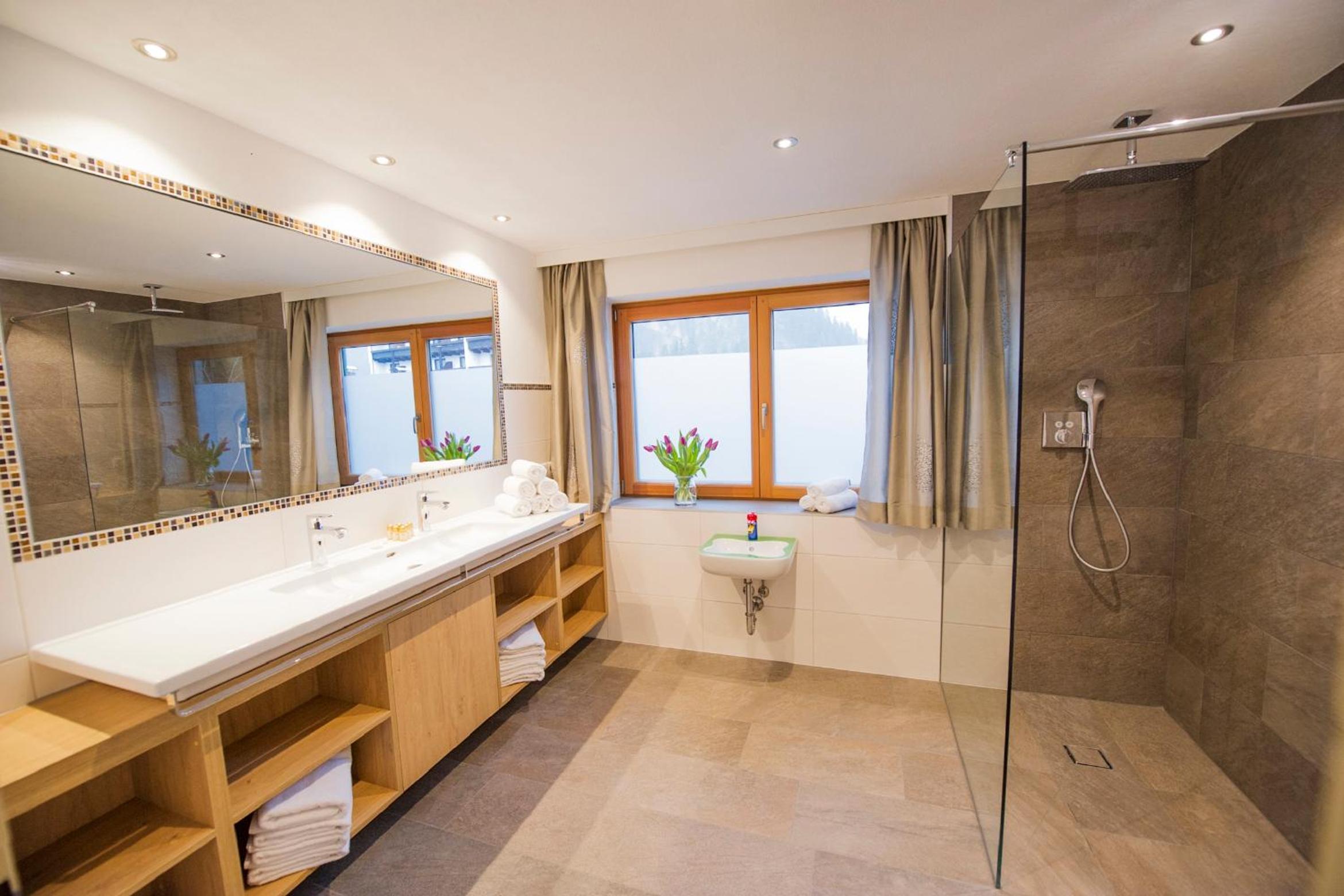 Chalet & Apartments Tiroler Bua