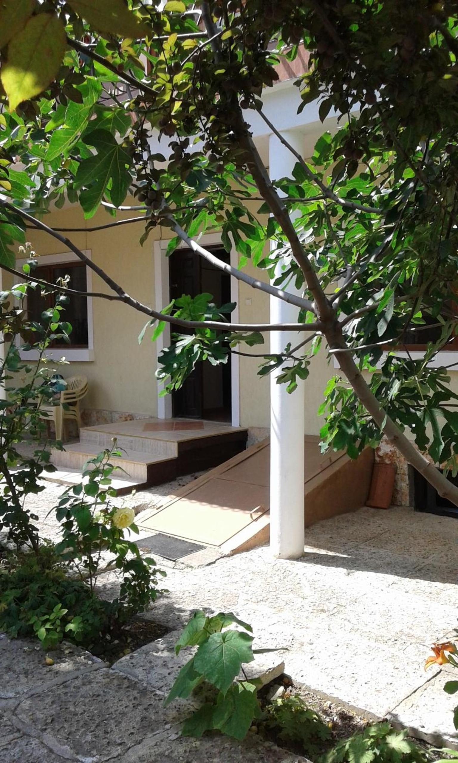 Guest House Yoanna