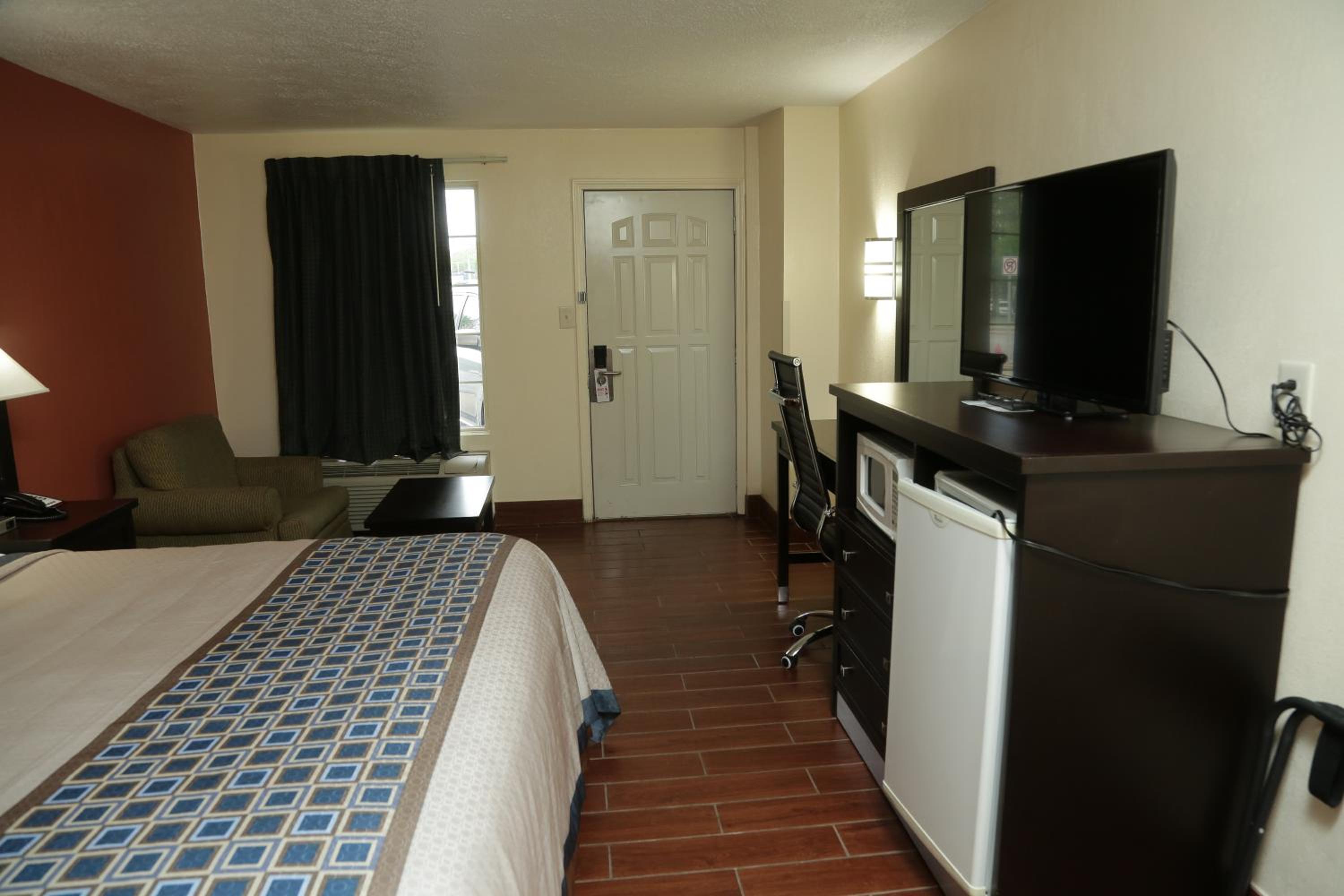 Budget Inn - Washington view 5