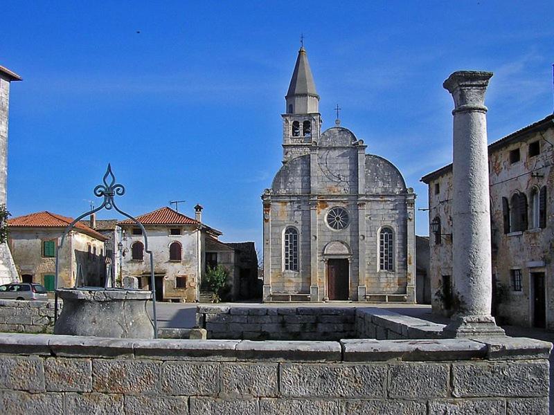 Photo 46