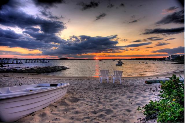 Harbor House Inn