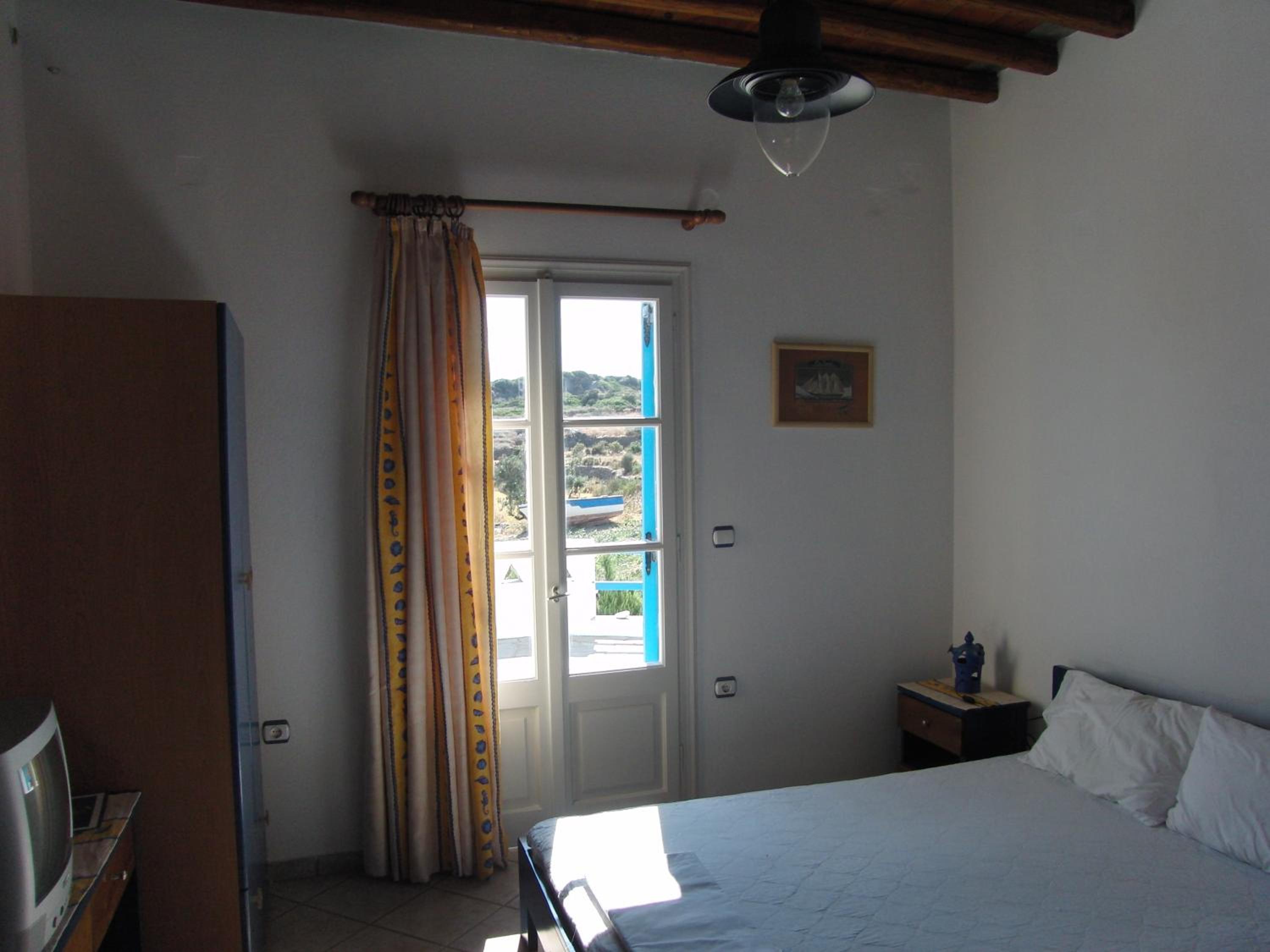 Smaragda Rooms & Studios