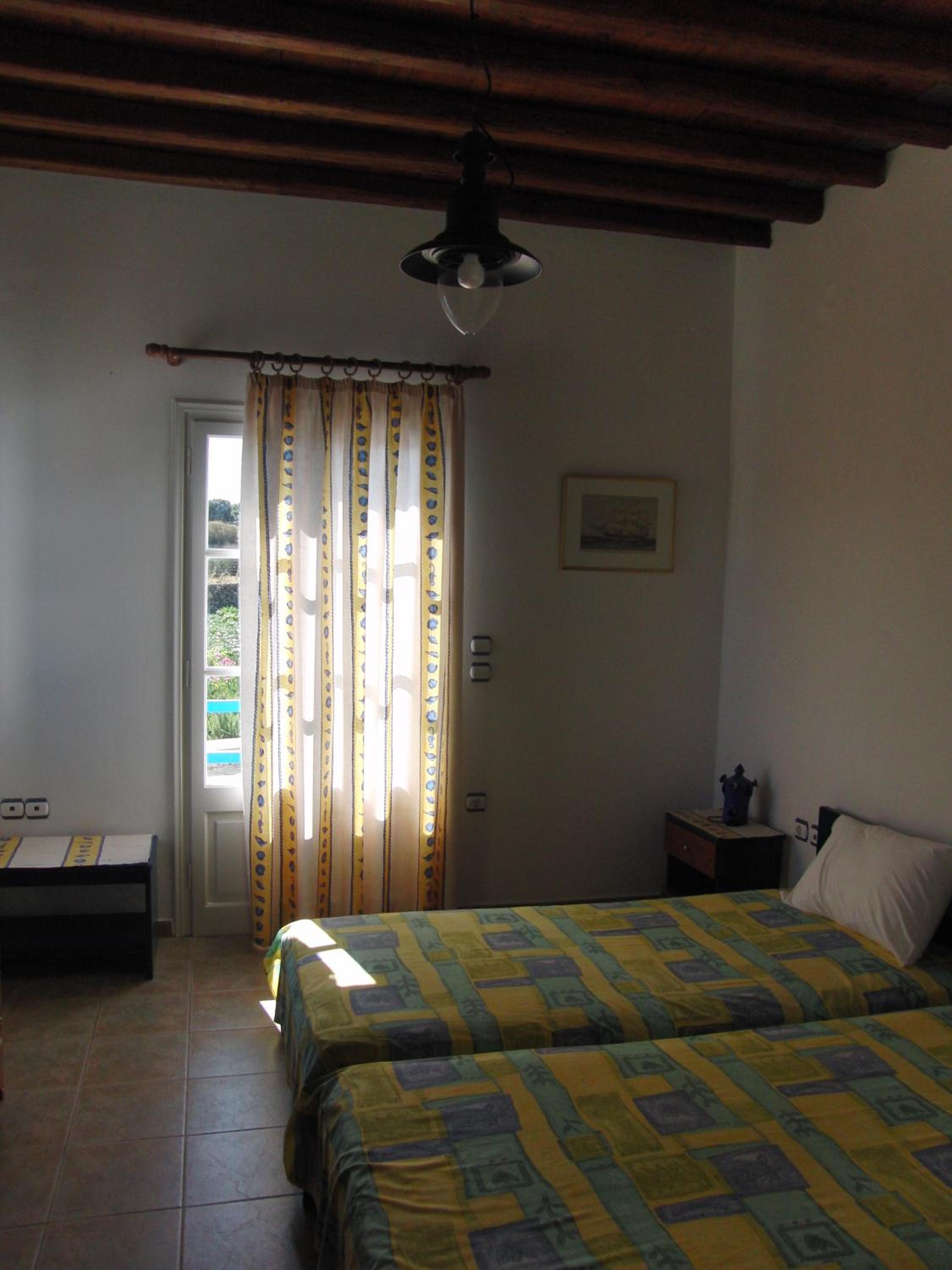 Smaragda Rooms & Studios