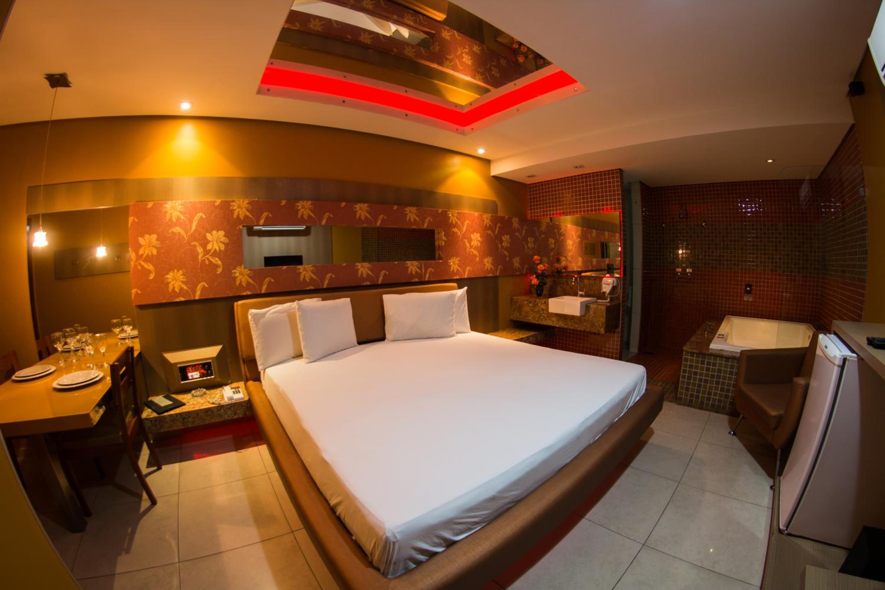 Platinum Motel (Adults Only) view 3
