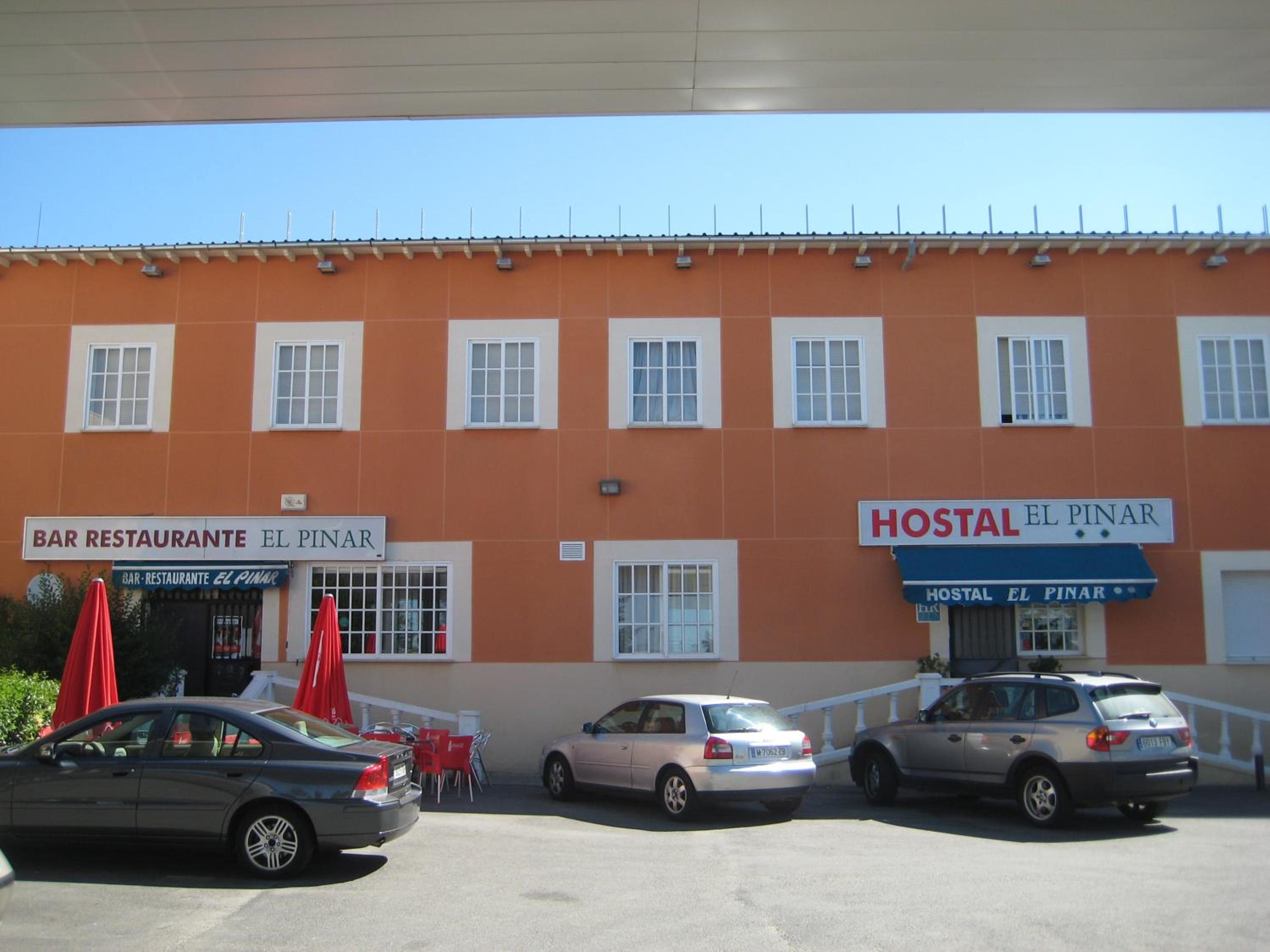 Hostal El Pinar view 2