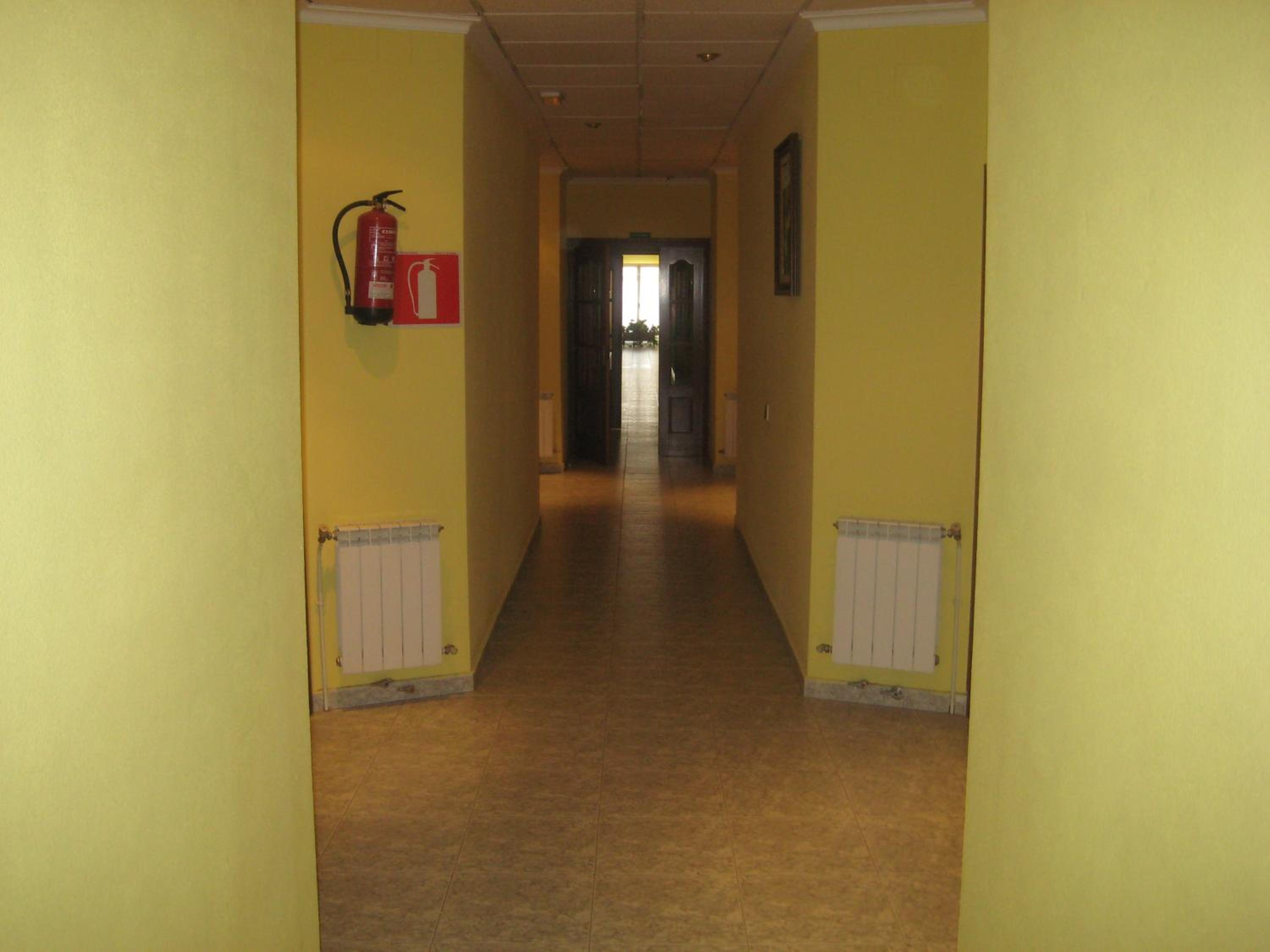 Photo 33