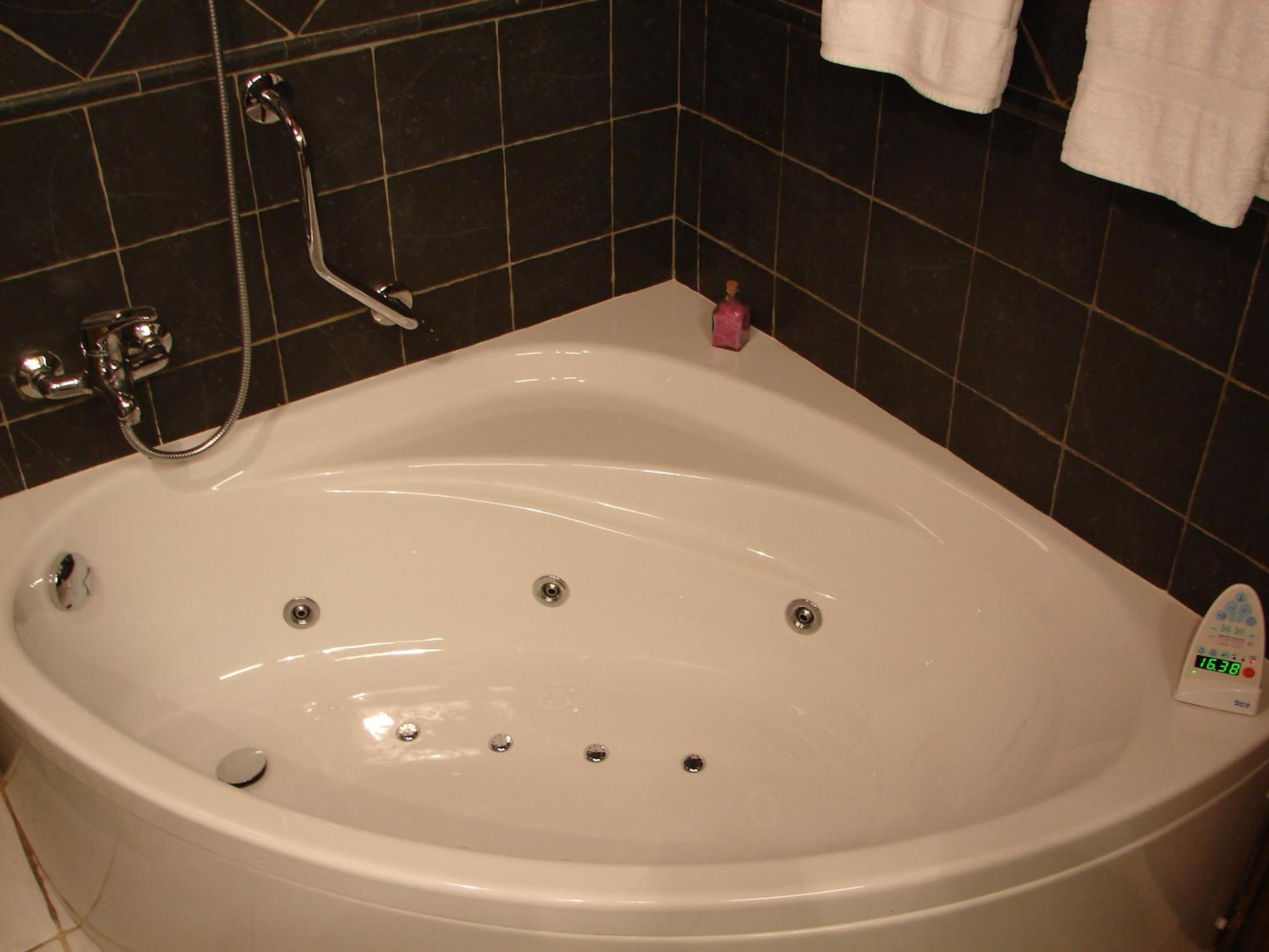 Photo 28