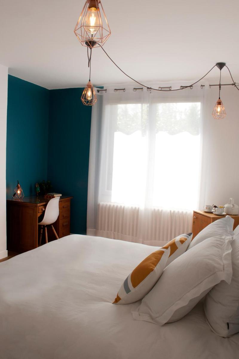 Une chambre à Neuilly Guest house