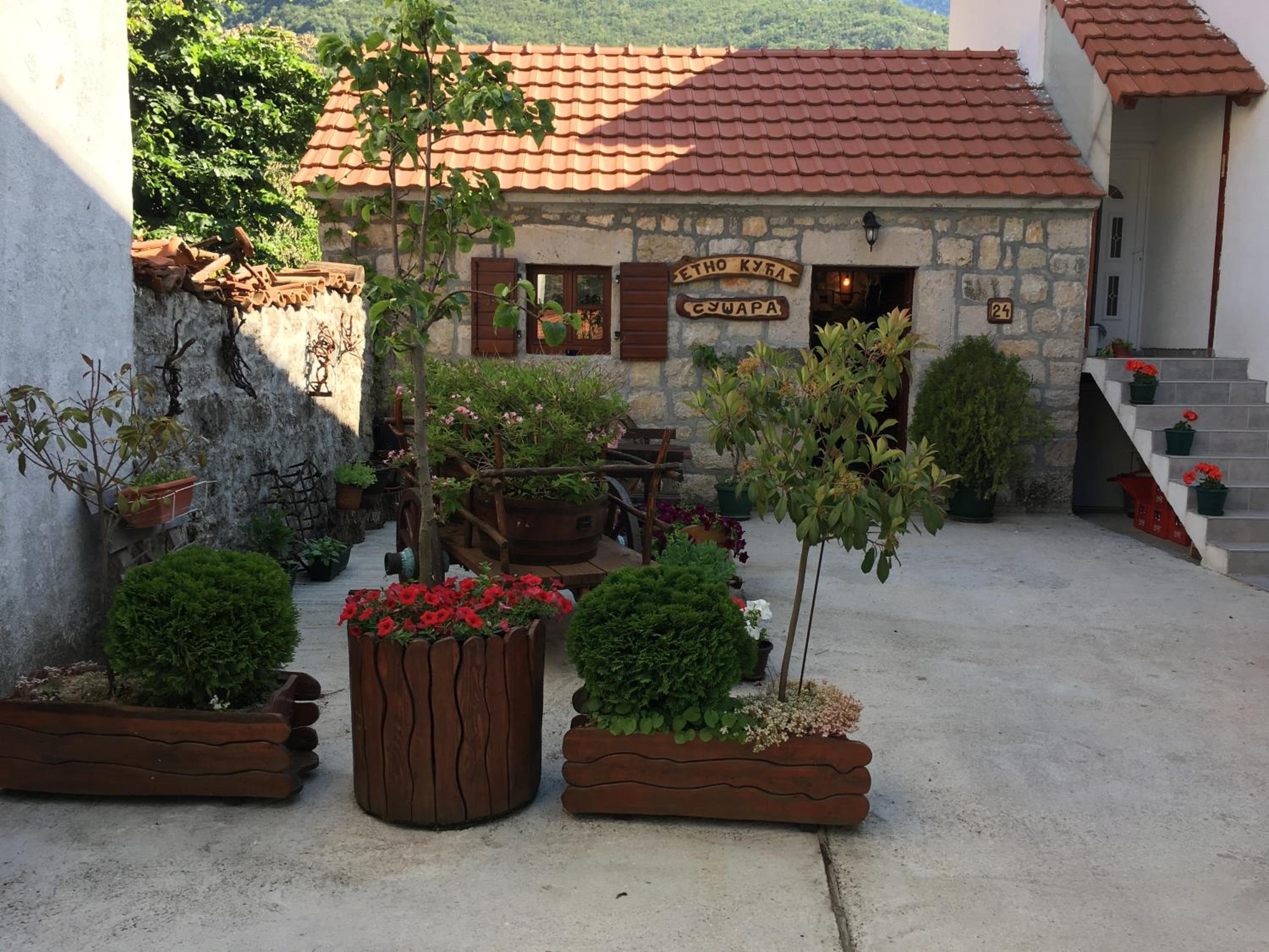 Photo 14