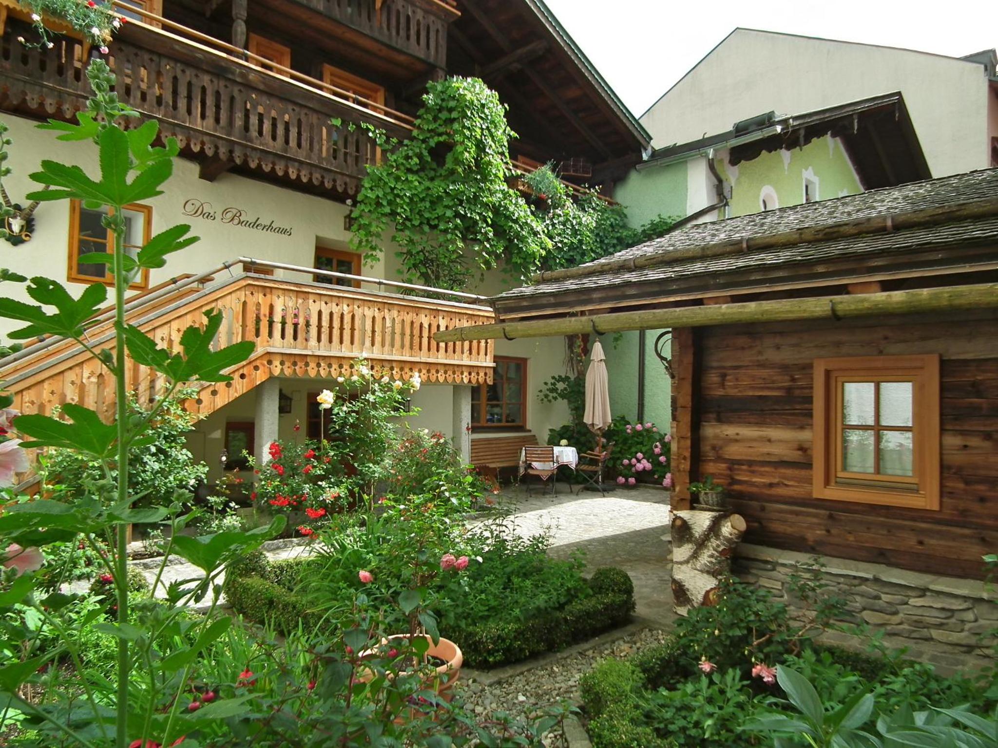 Photo 6