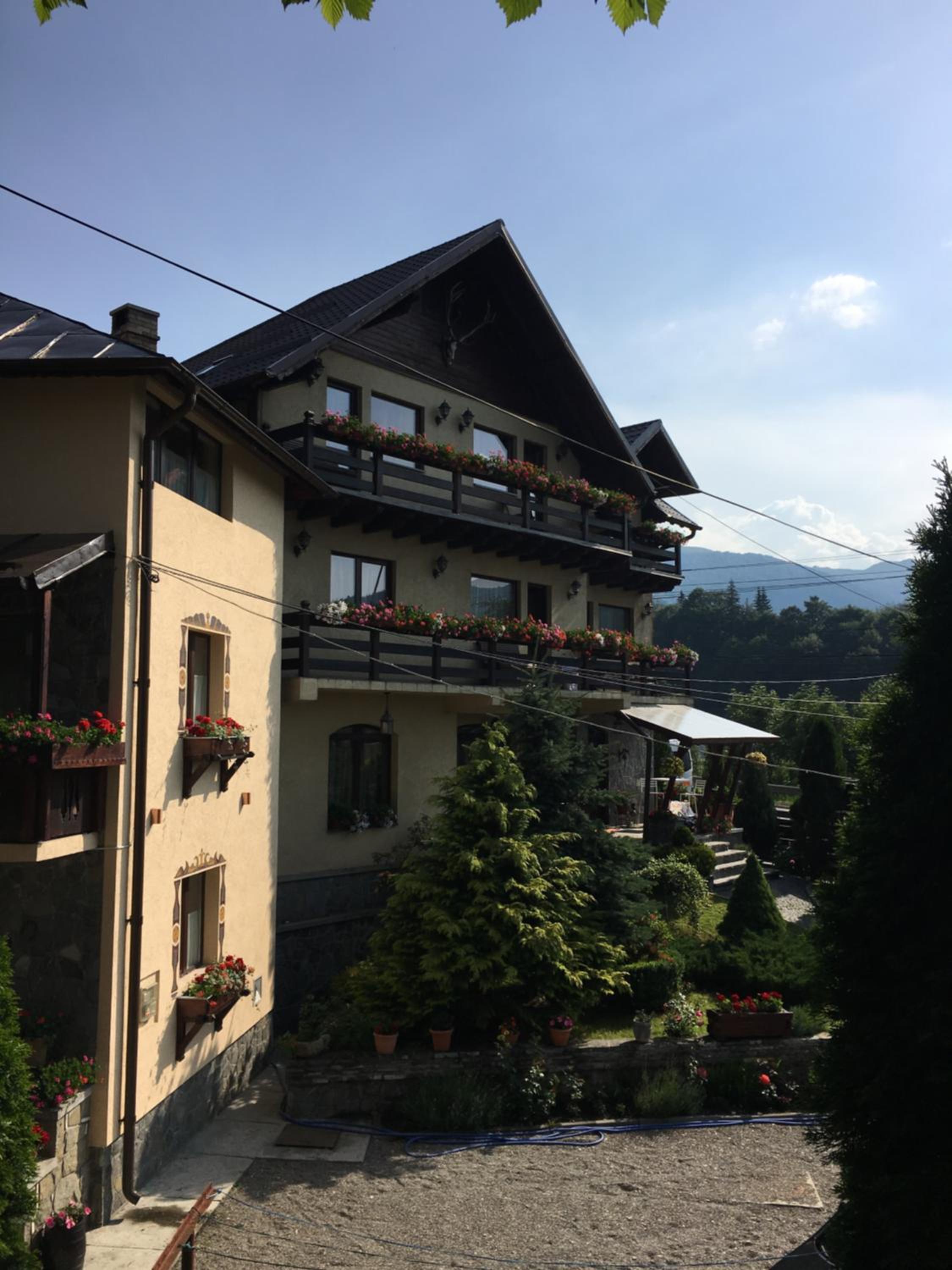 Pension Casa Ali & Andu view 2