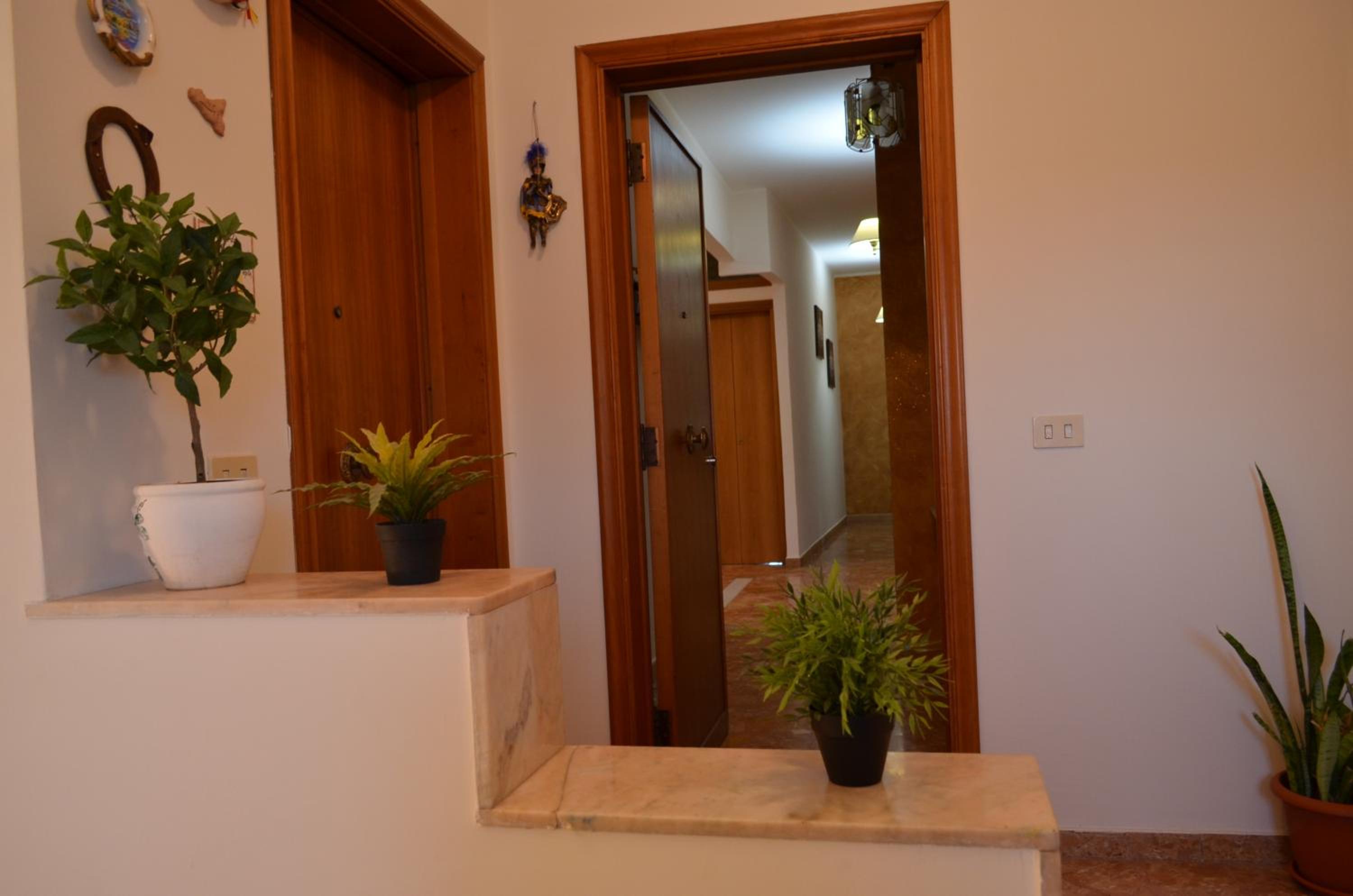 Bed & Breakfast Fontanarossa Airport -Private Parking-
