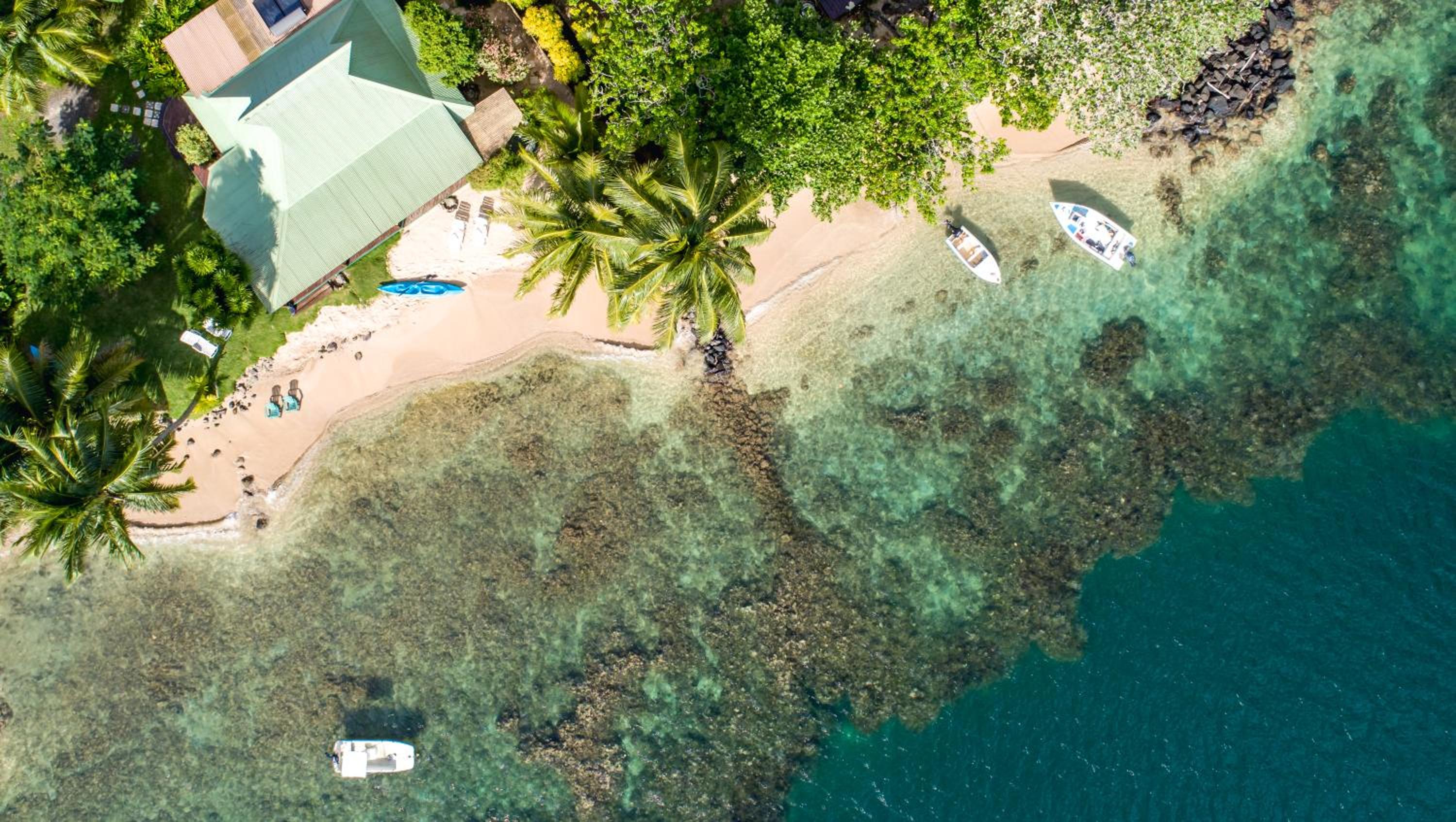 Robinson's Cove Villas - Deluxe Cook Villa view 2
