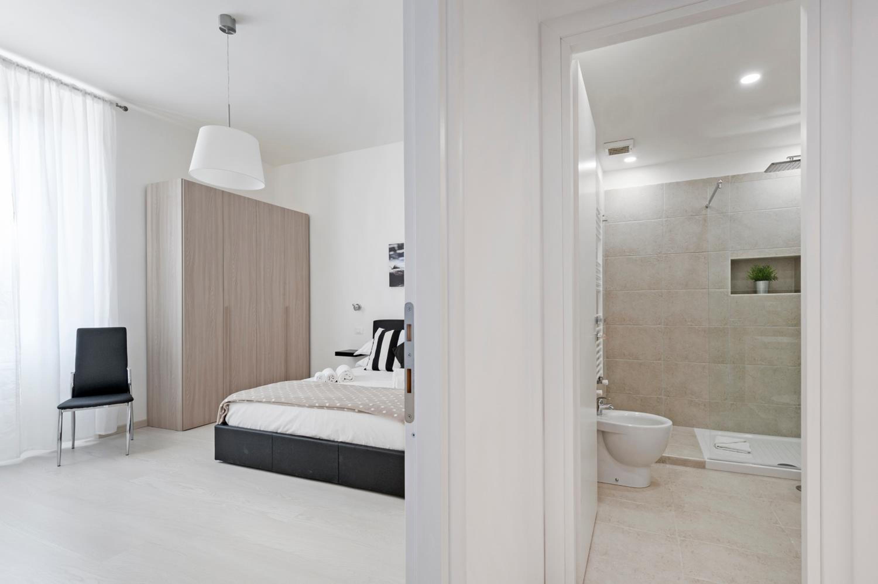 White Flat Termini