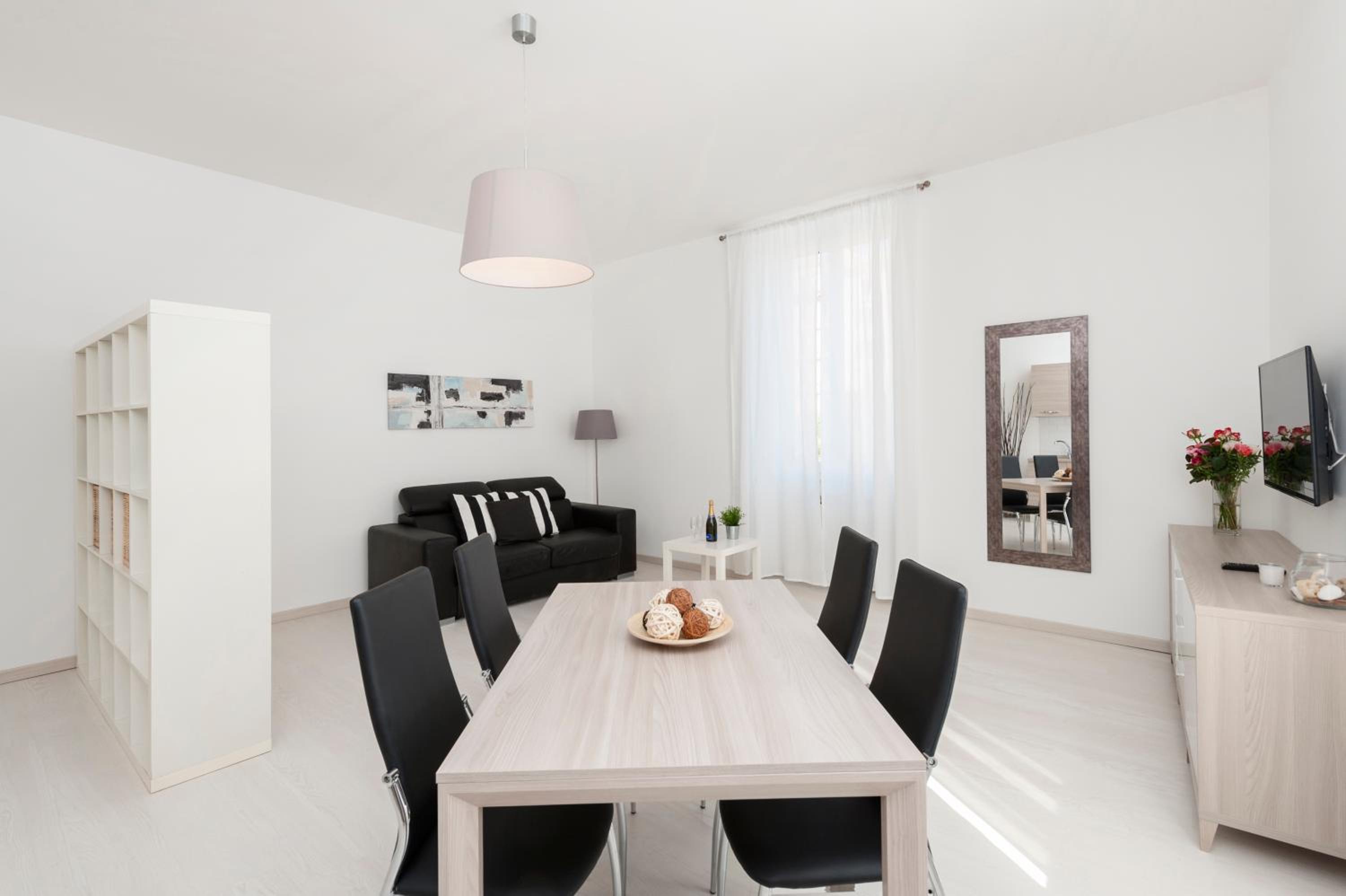 White Flat Termini