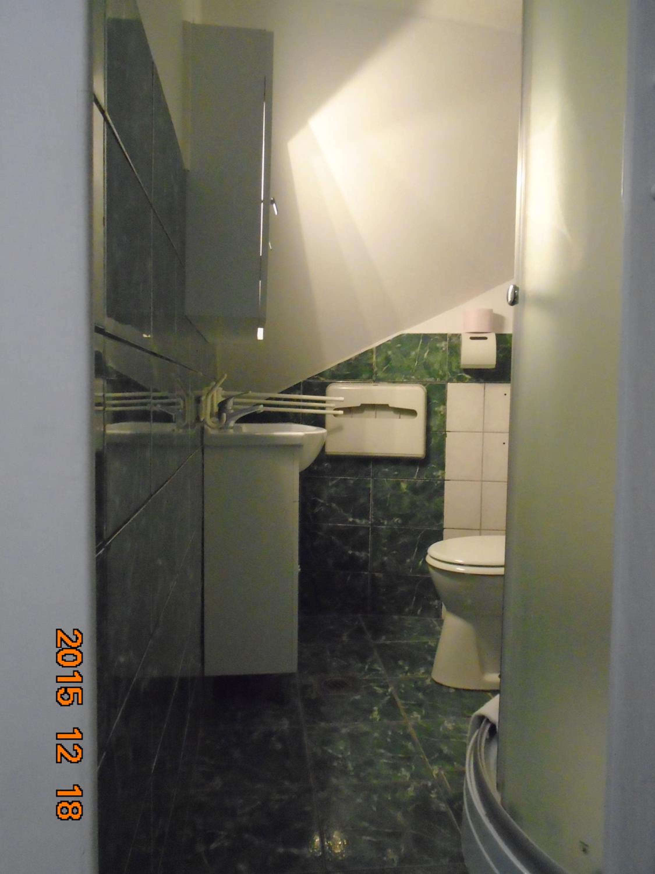 Photo 32