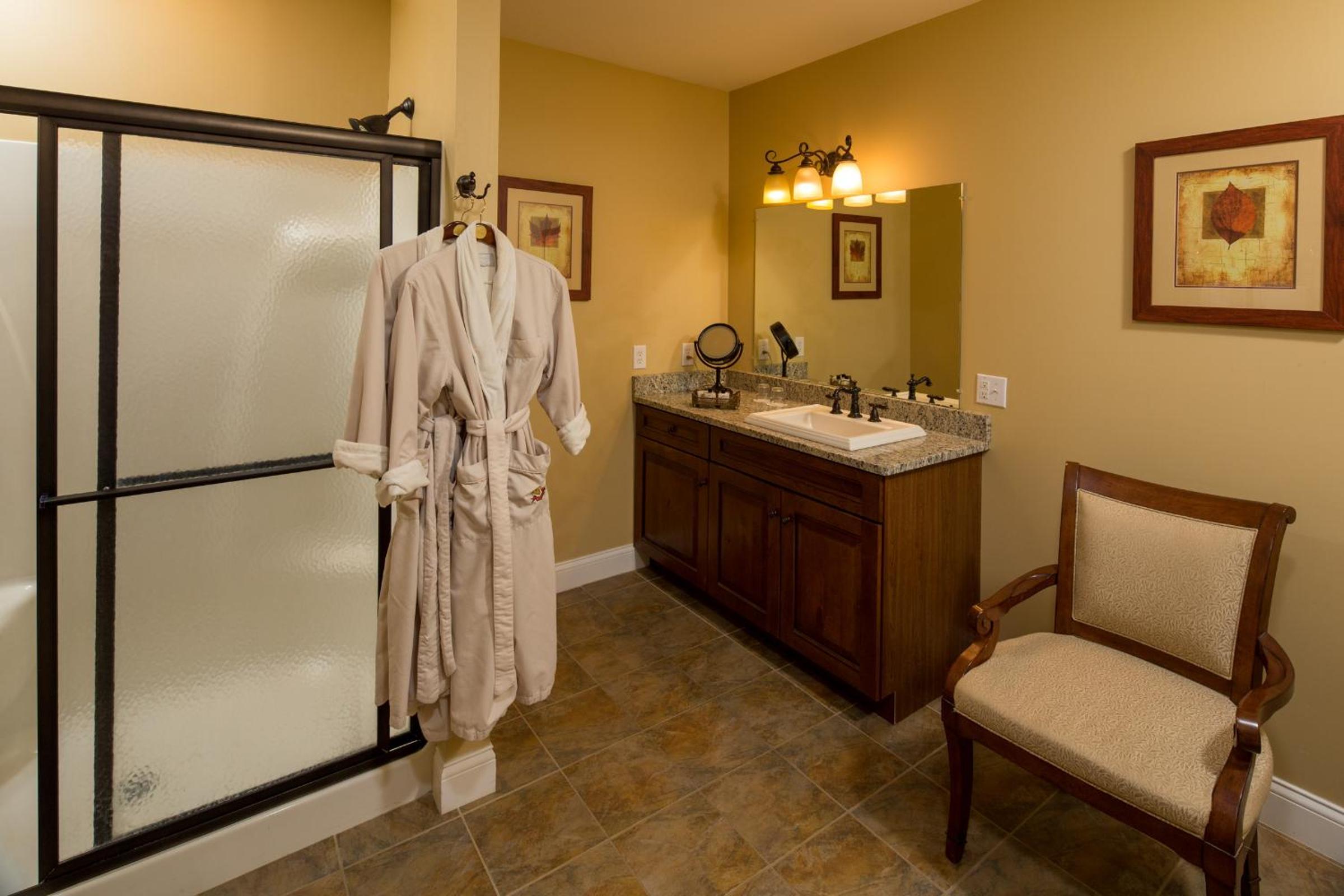 Galena Vacations - Goldmoor Inn  Resort - Property Image 5