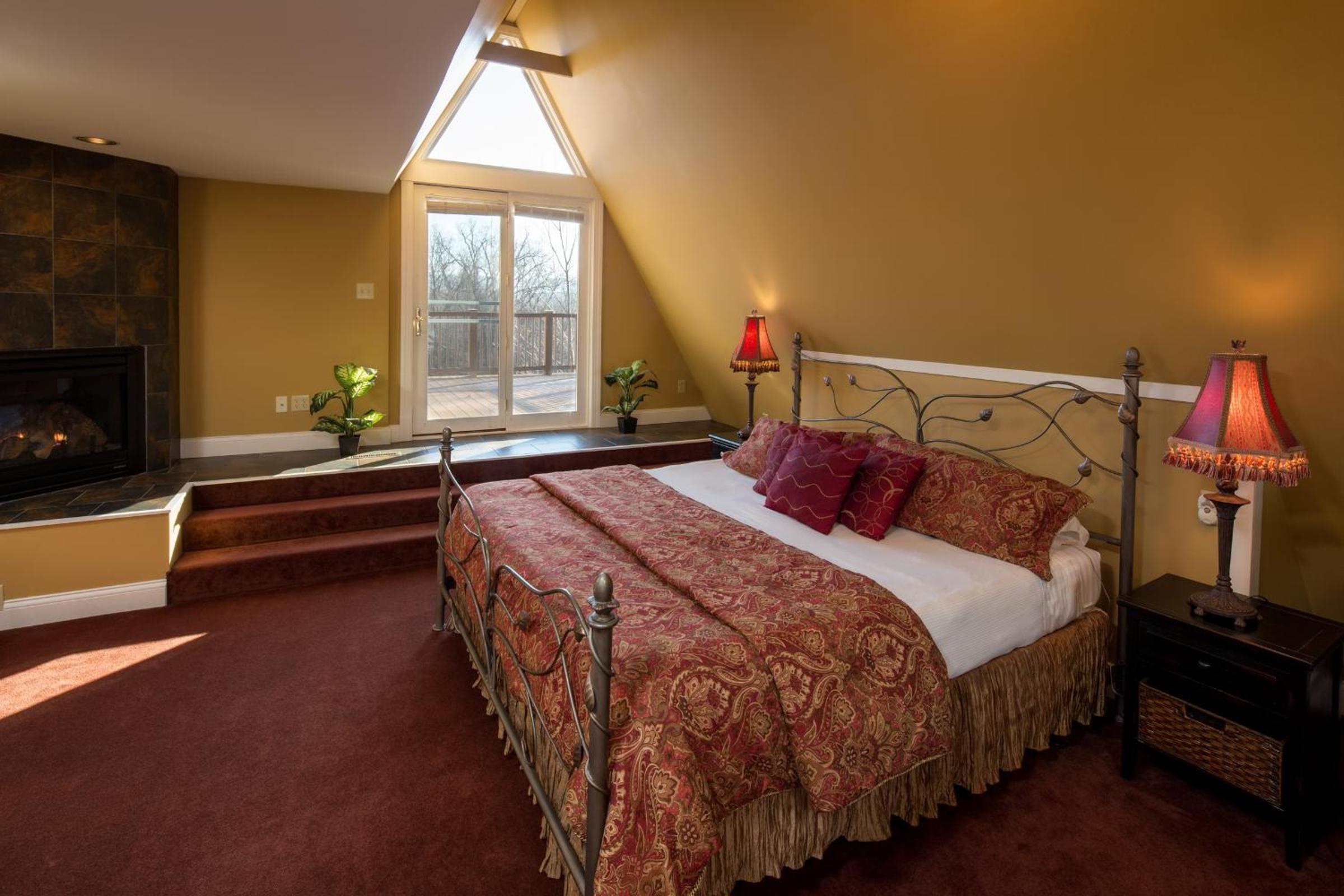 Galena Vacations - Goldmoor Inn  Resort - Property Image 11