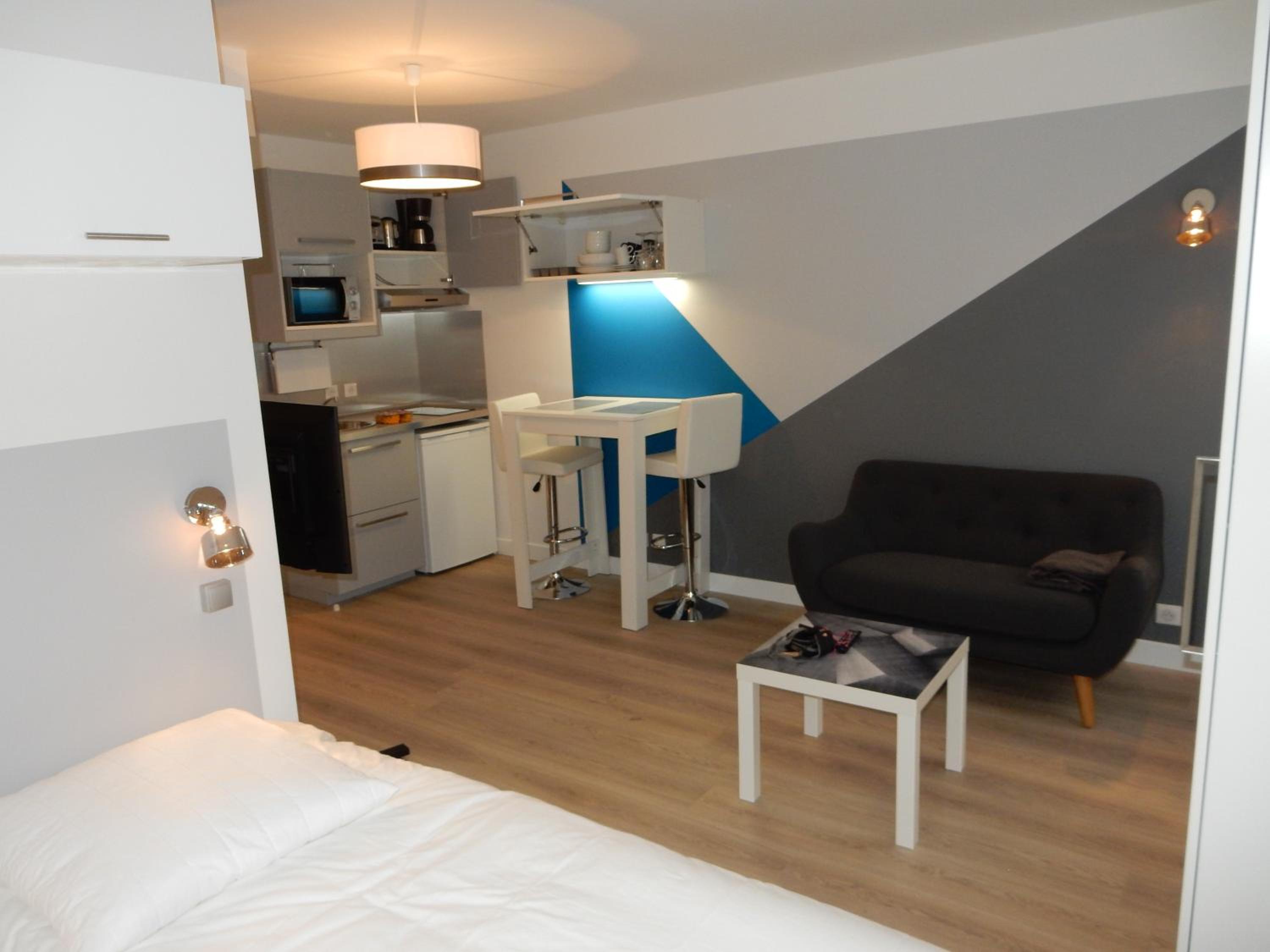 Studio Port Cergy view 5