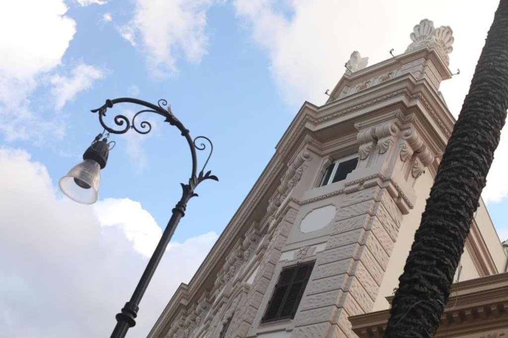 Palazzo Moncada Apartment