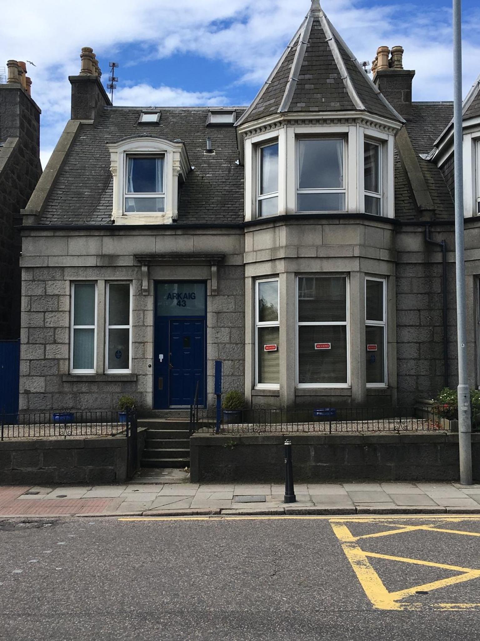 Hotel Arkaig Guest House - Image 1