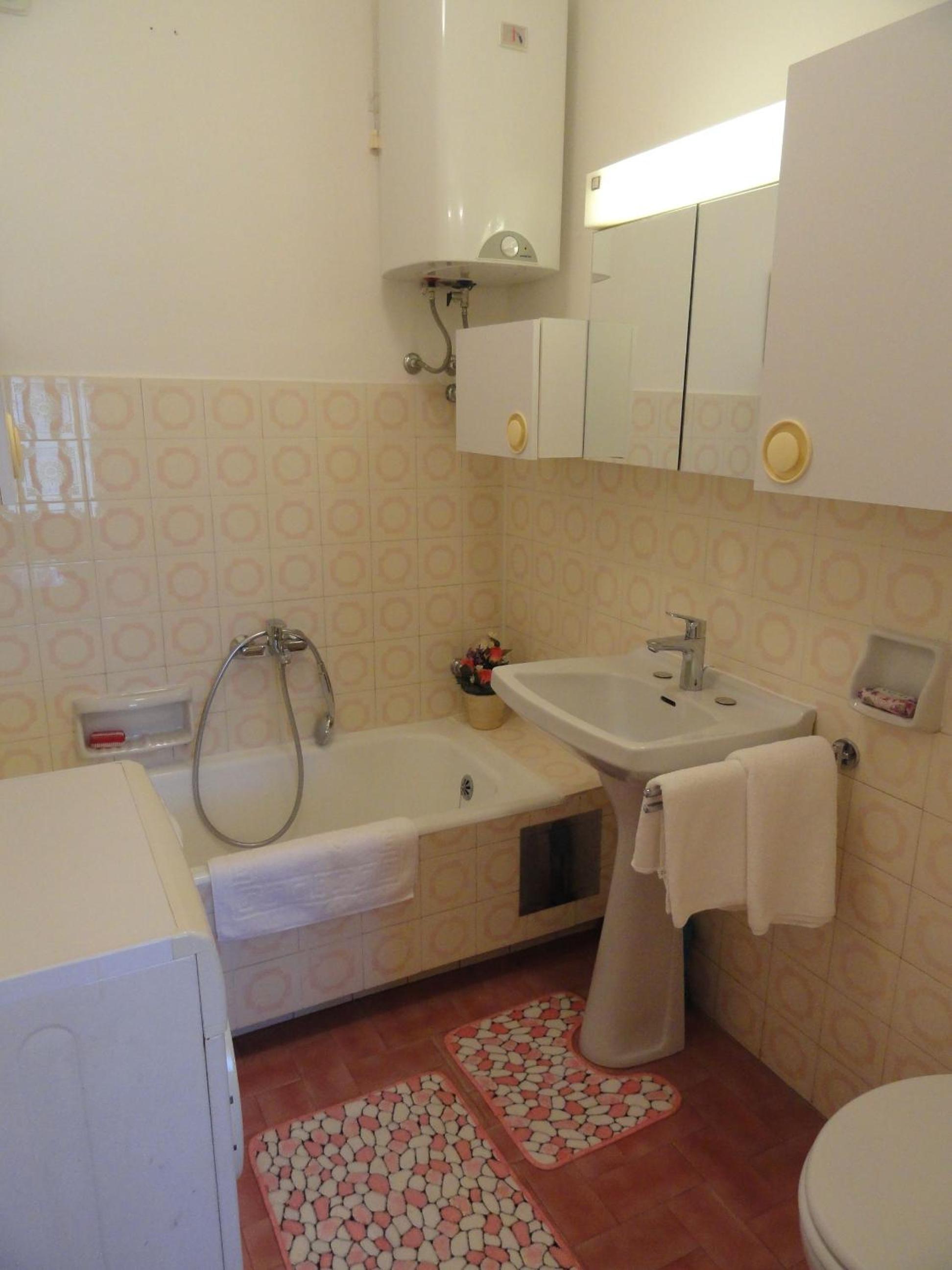 Dada Apartment
