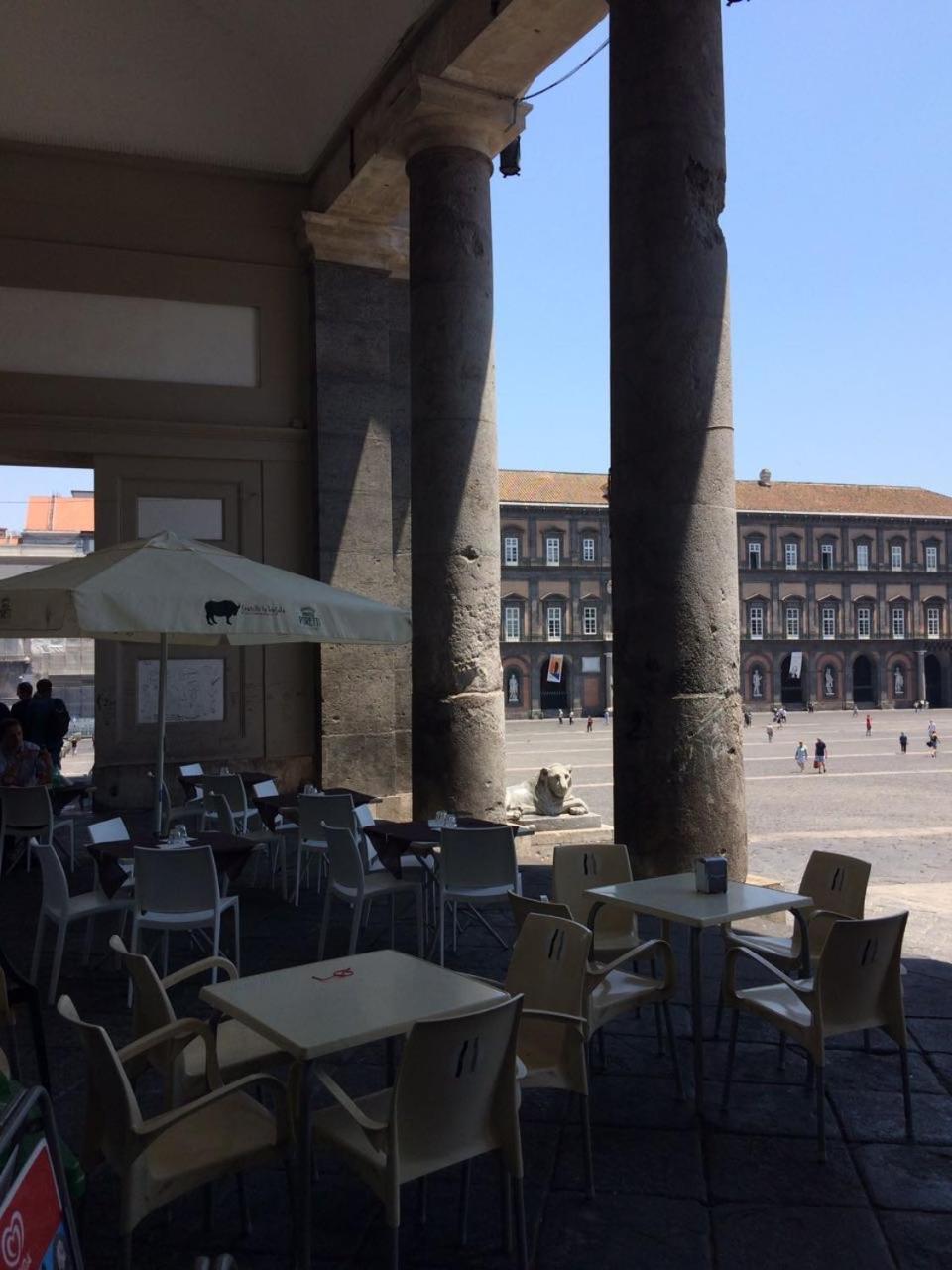 Napoli Plebiscito Apartment
