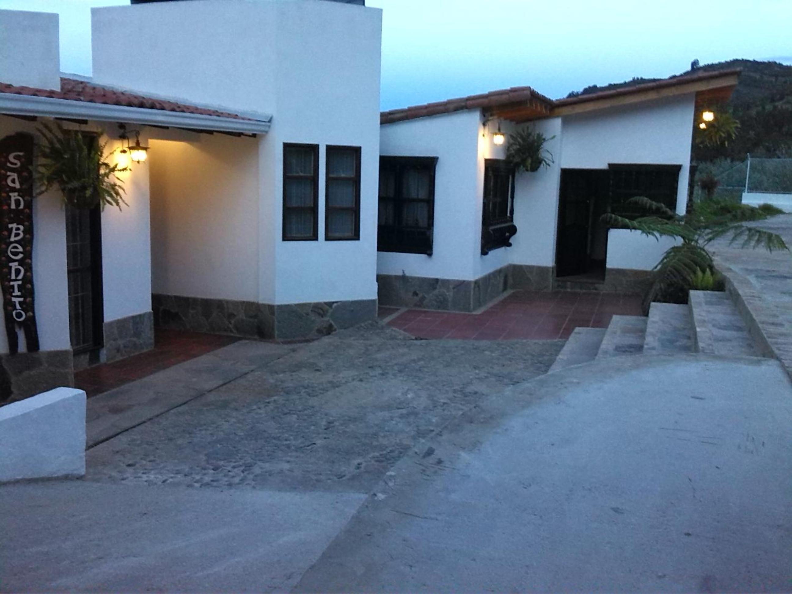 Photo 38