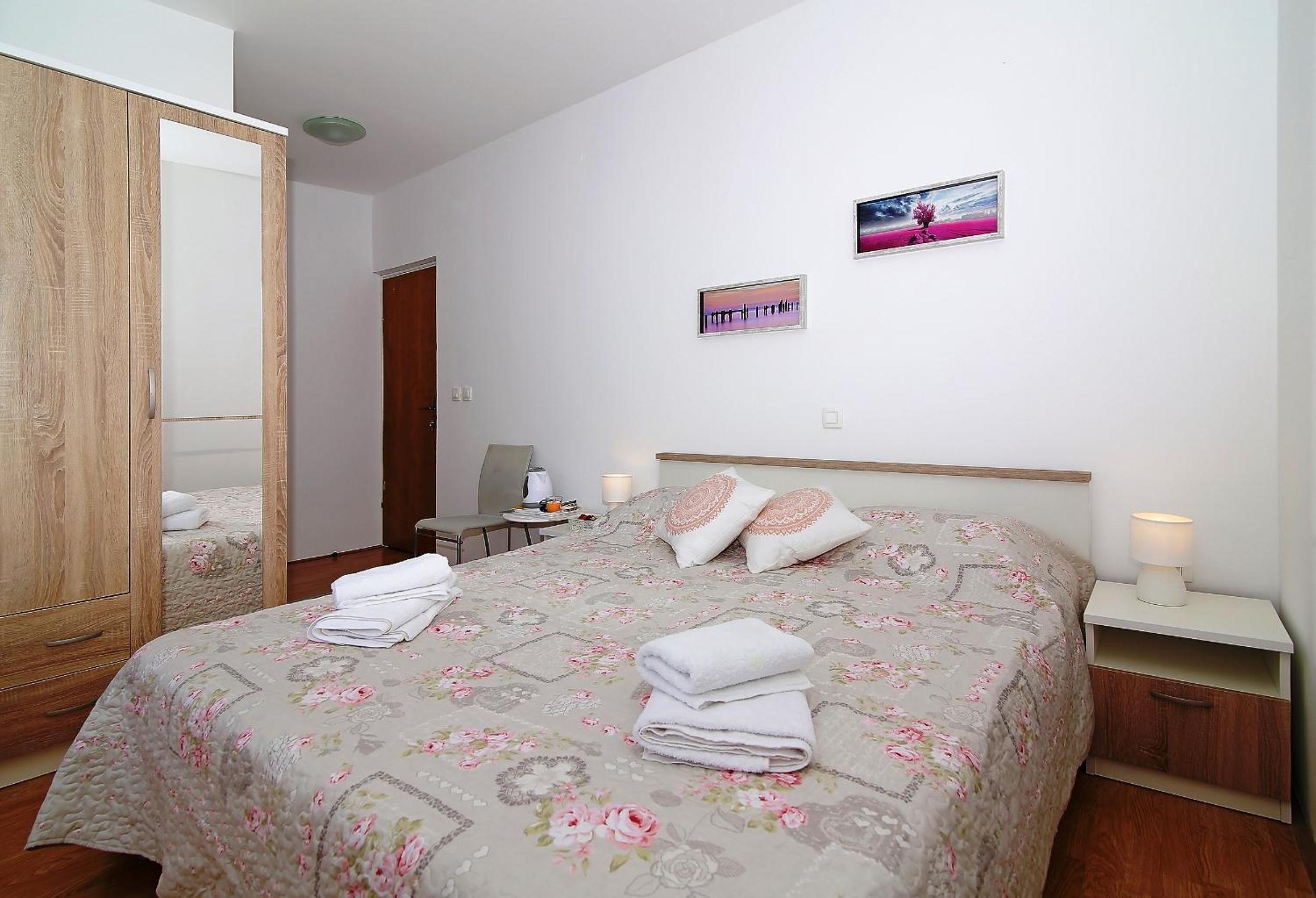Rooms Franica