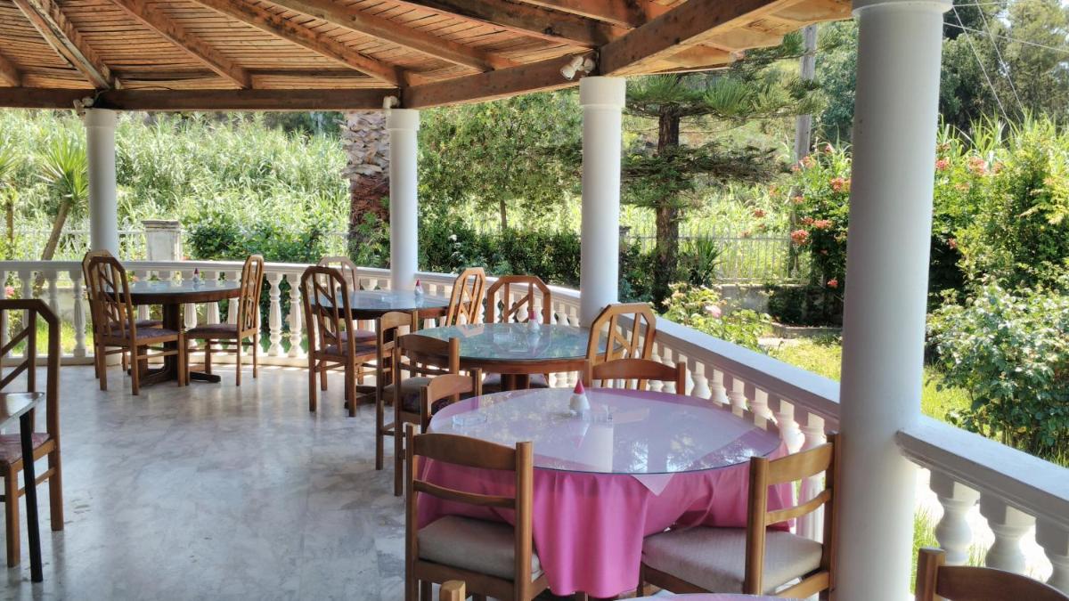 outdoor BBQ area