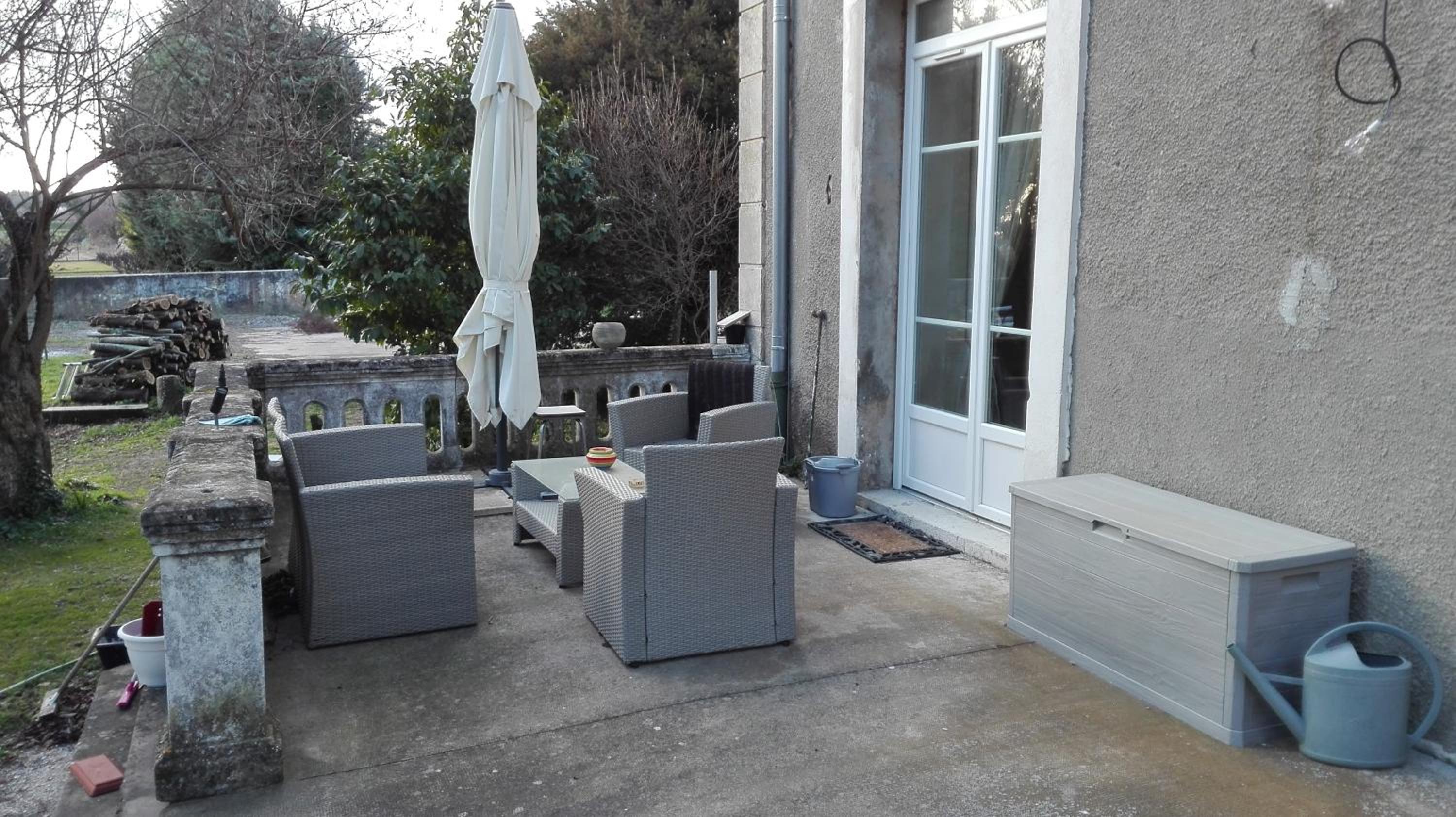 Photo 12