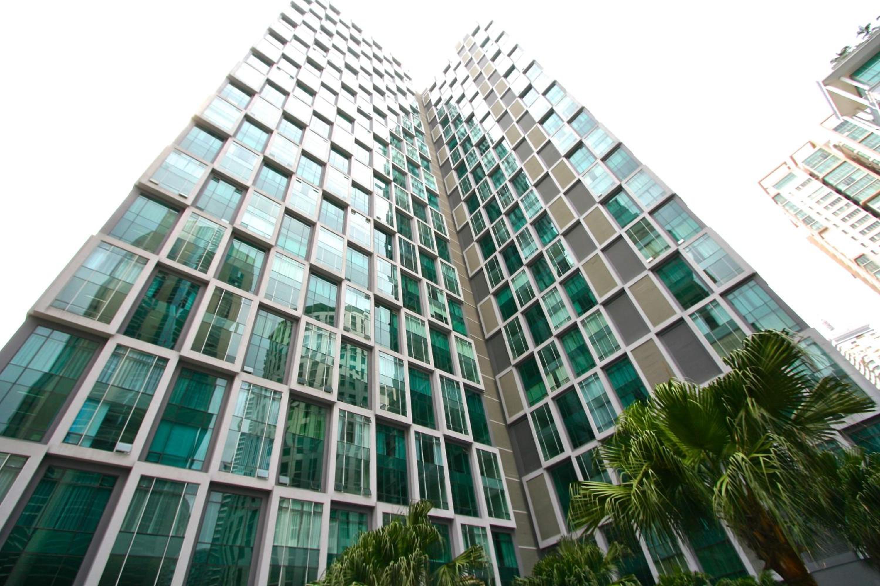 Soho Suites KLCC by 21 Century travel
