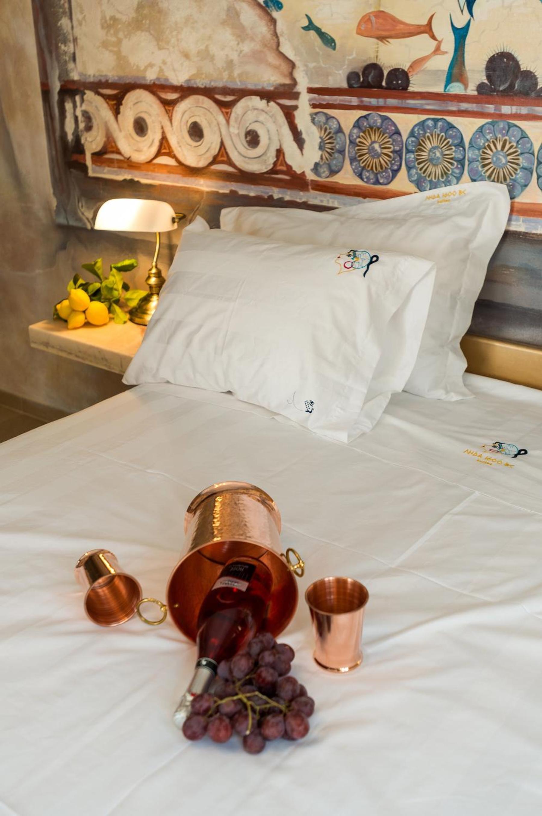 Leda Suites