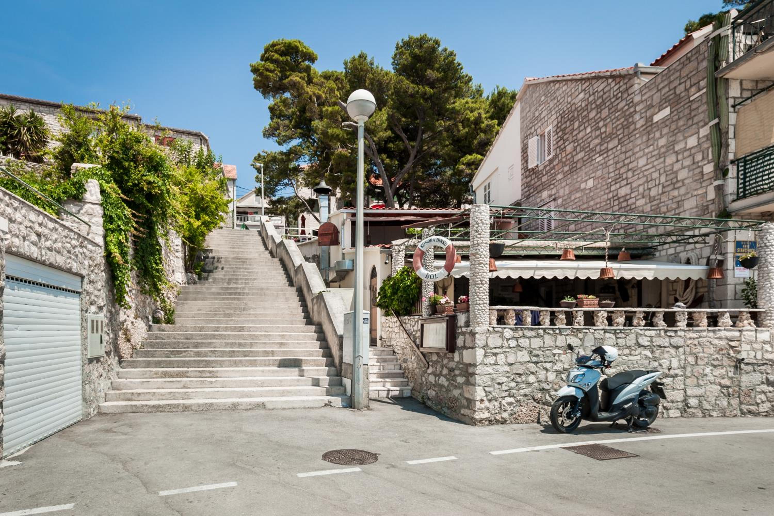 Hotel Old Town Accommodation - Image 1