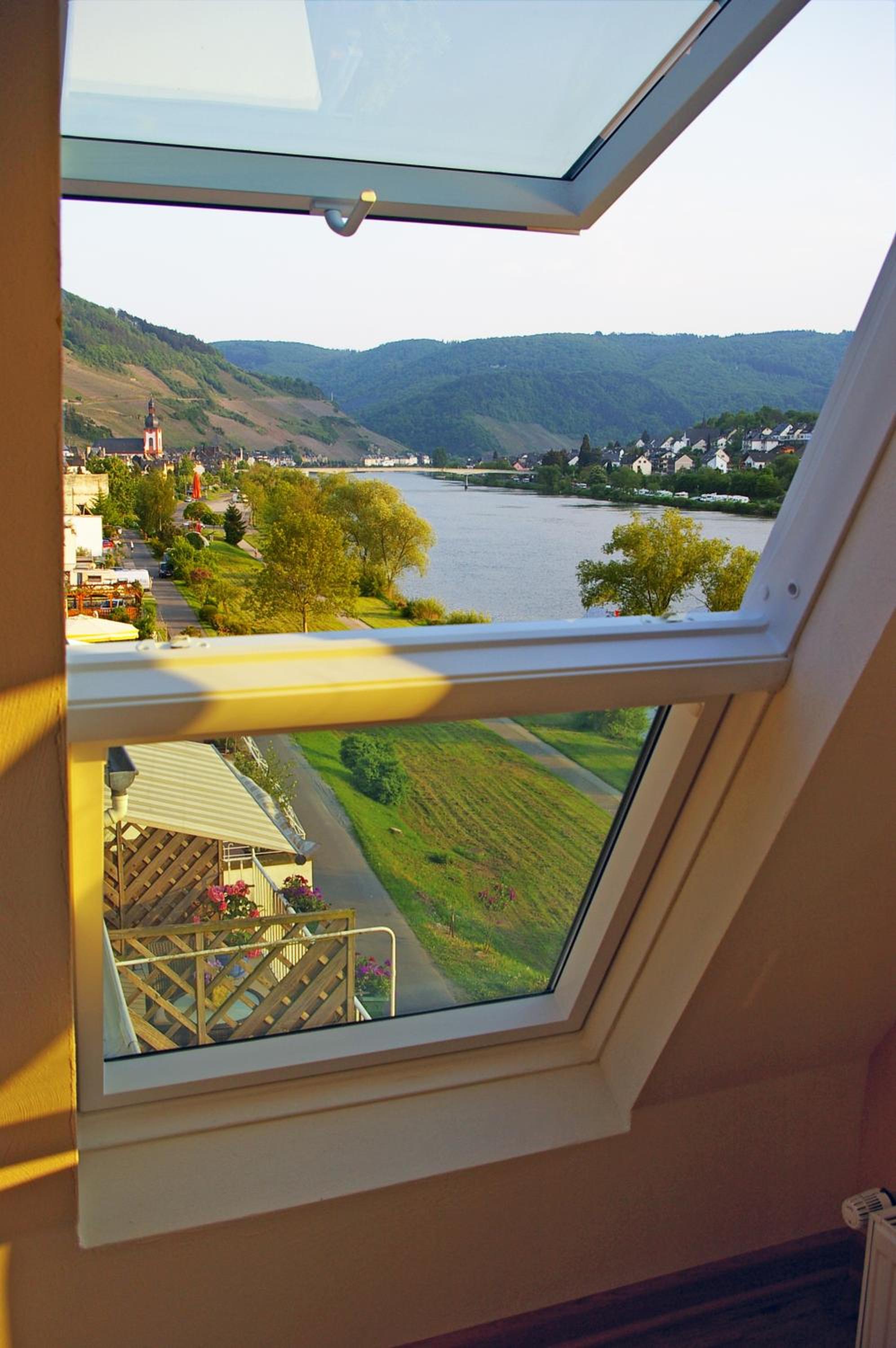 Ferienhaus Inselblick in Traumlage mit Balkon und Panoramablick
