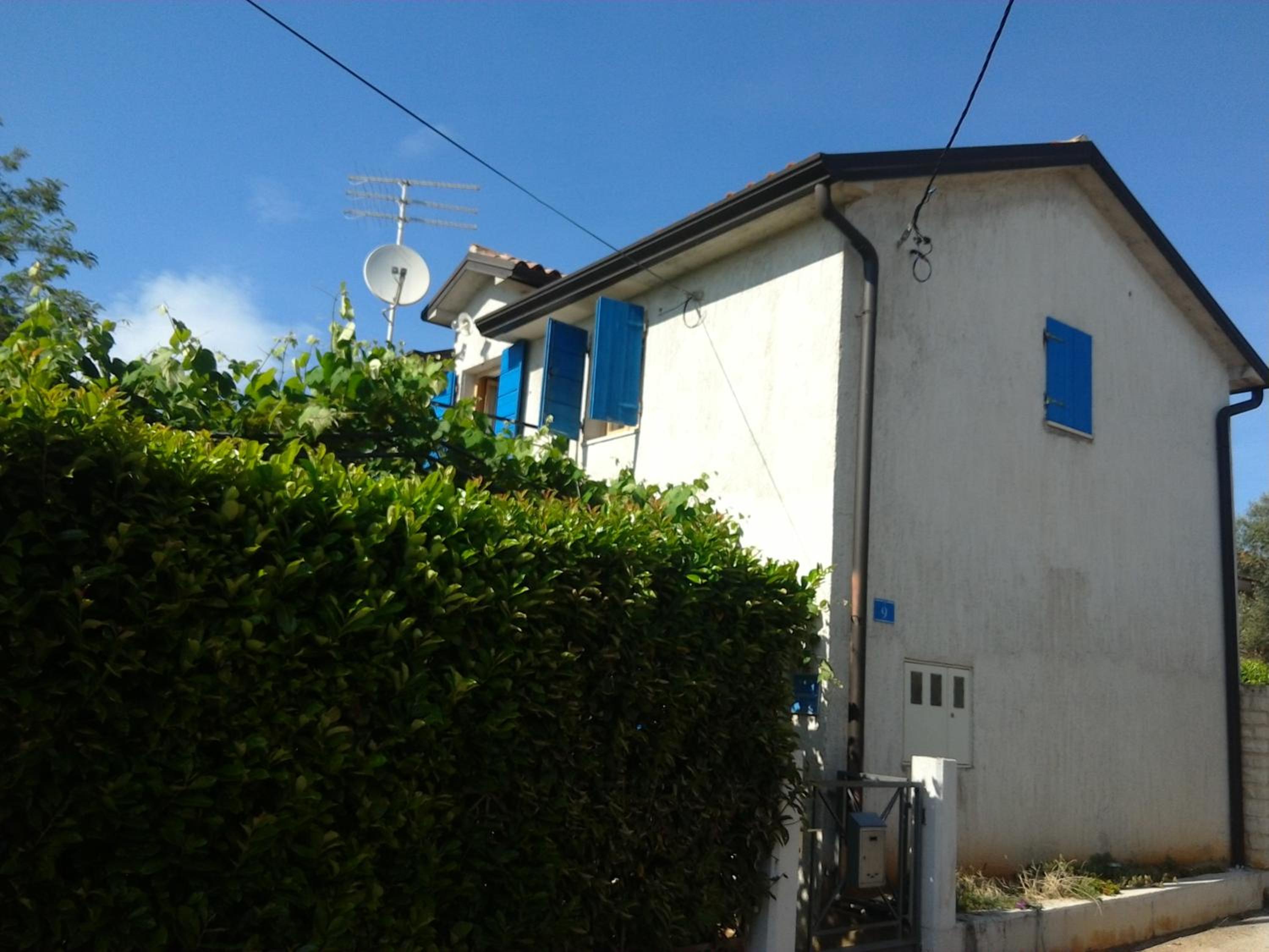 Apartments Ivas