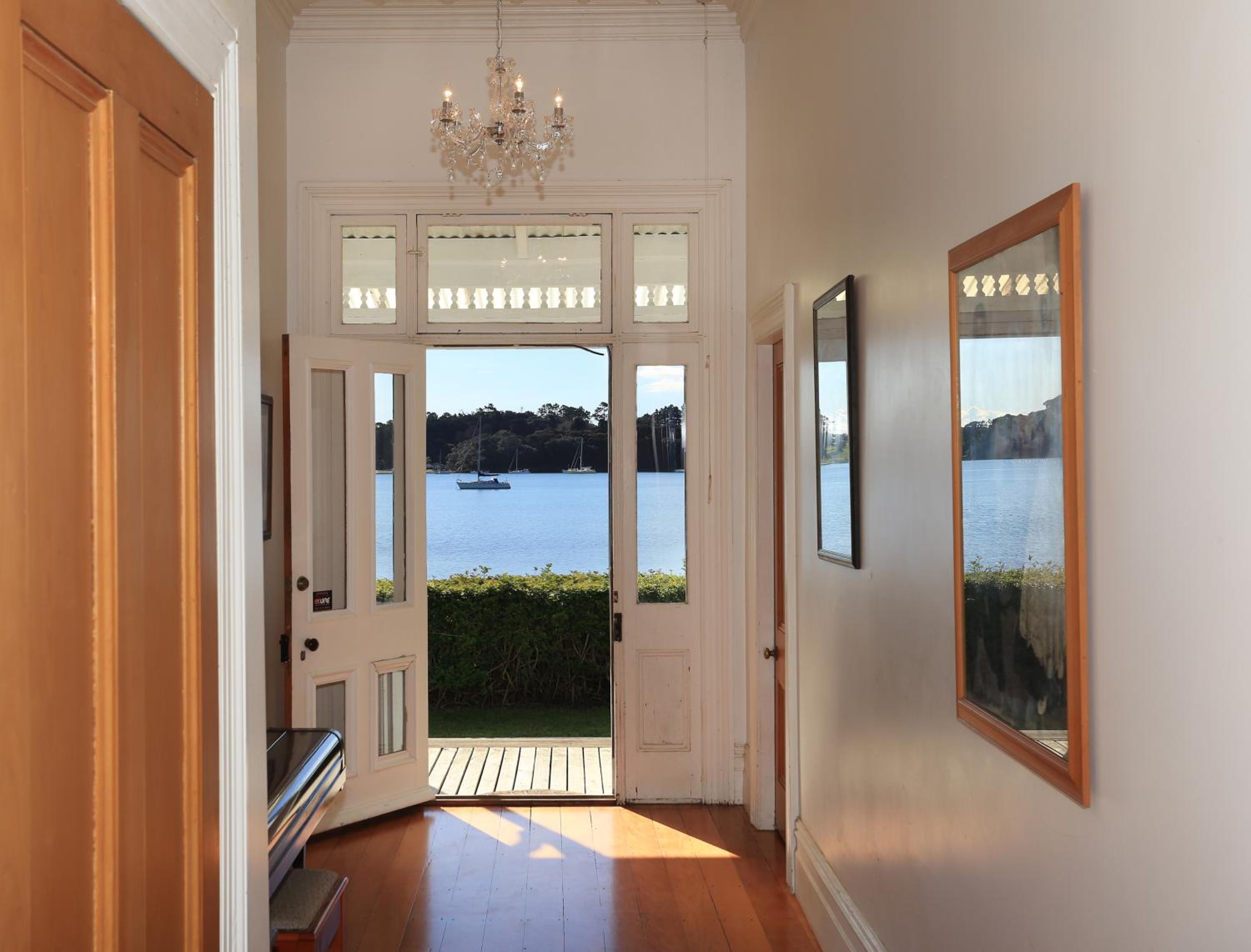 Oakura Bay Villa - Stay Waiheke view 5
