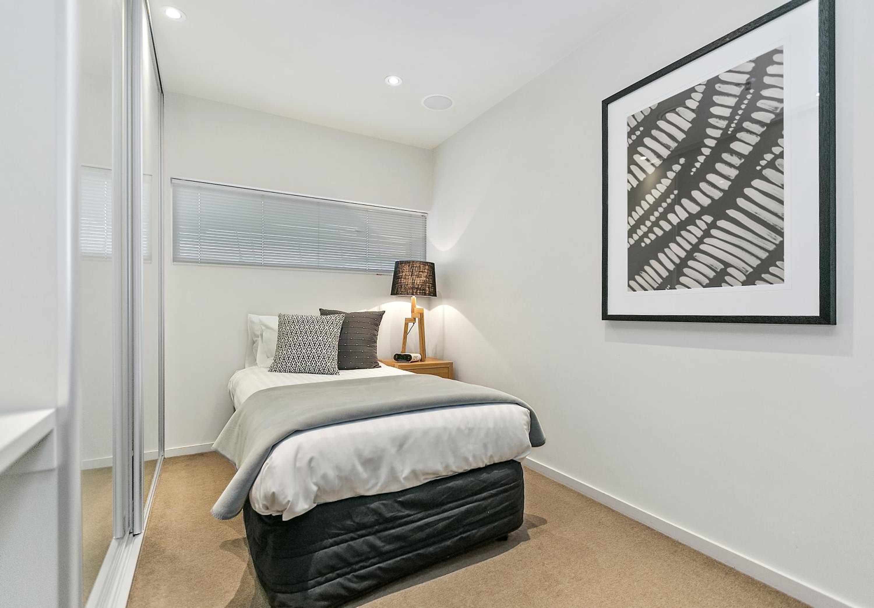 Sullivans Cove Apartments, photo 40