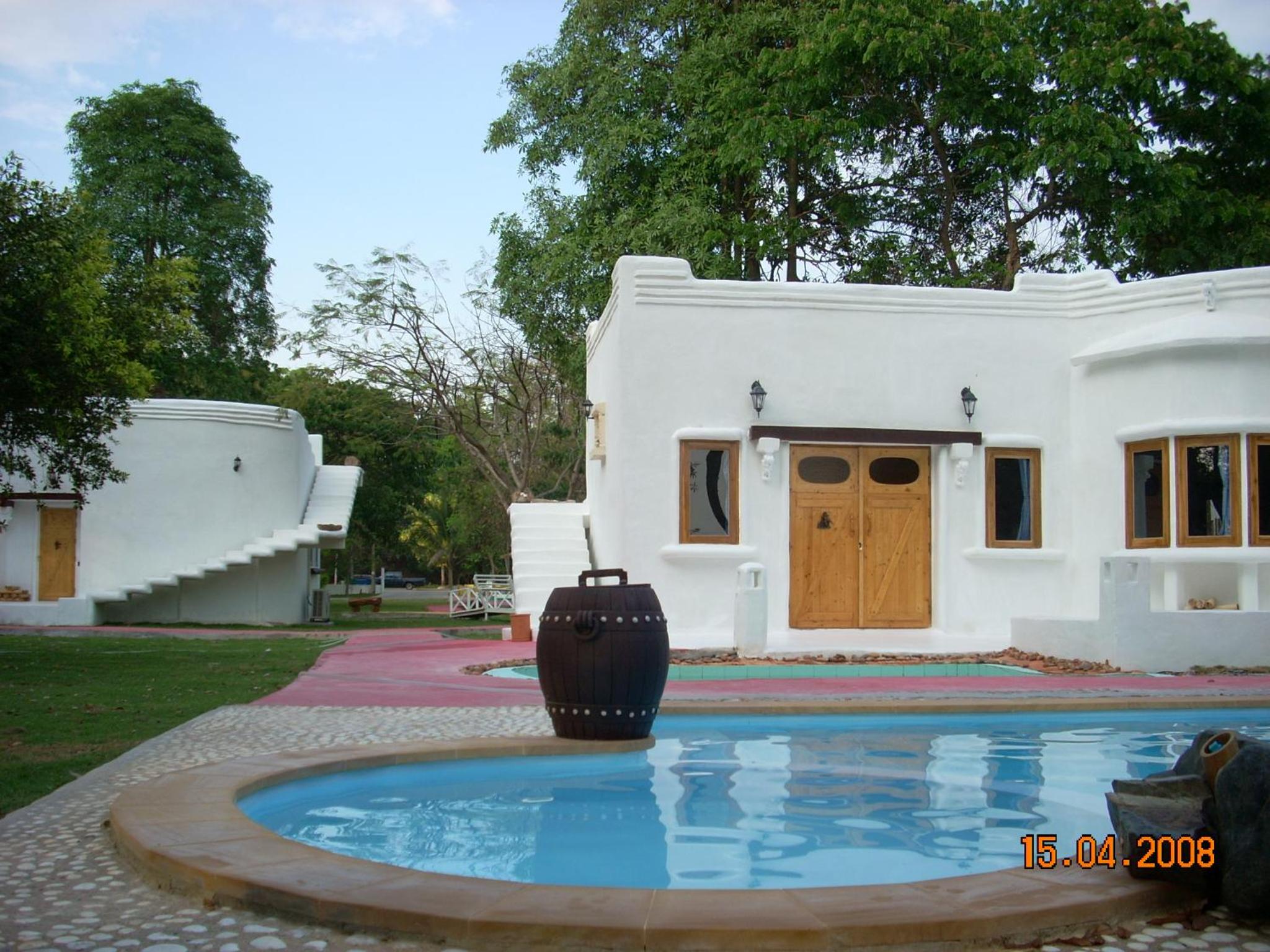 Scenic Riverside Resort