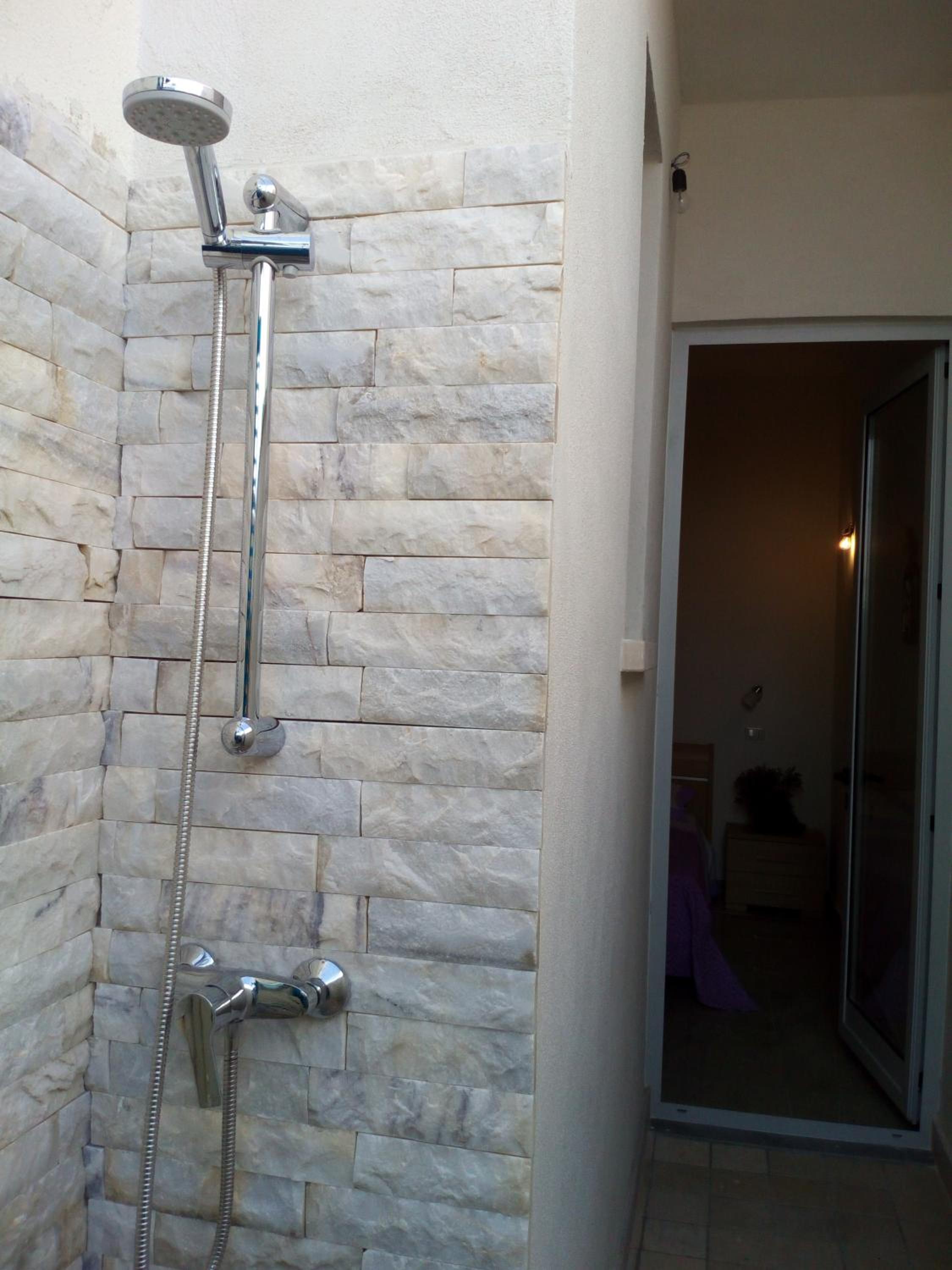La Maison Blue a 100 mt dal mare - holiday2pet,com -
