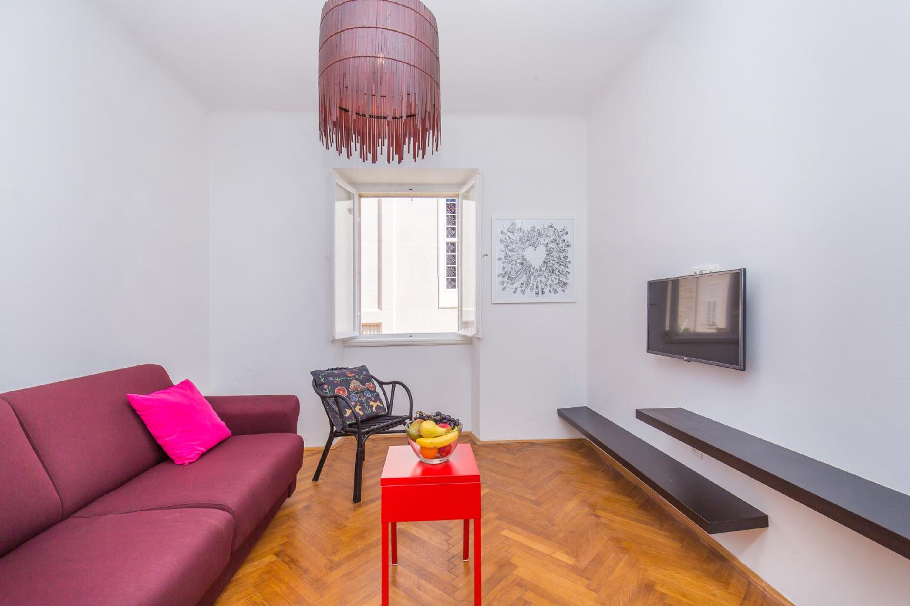Apartment Dox