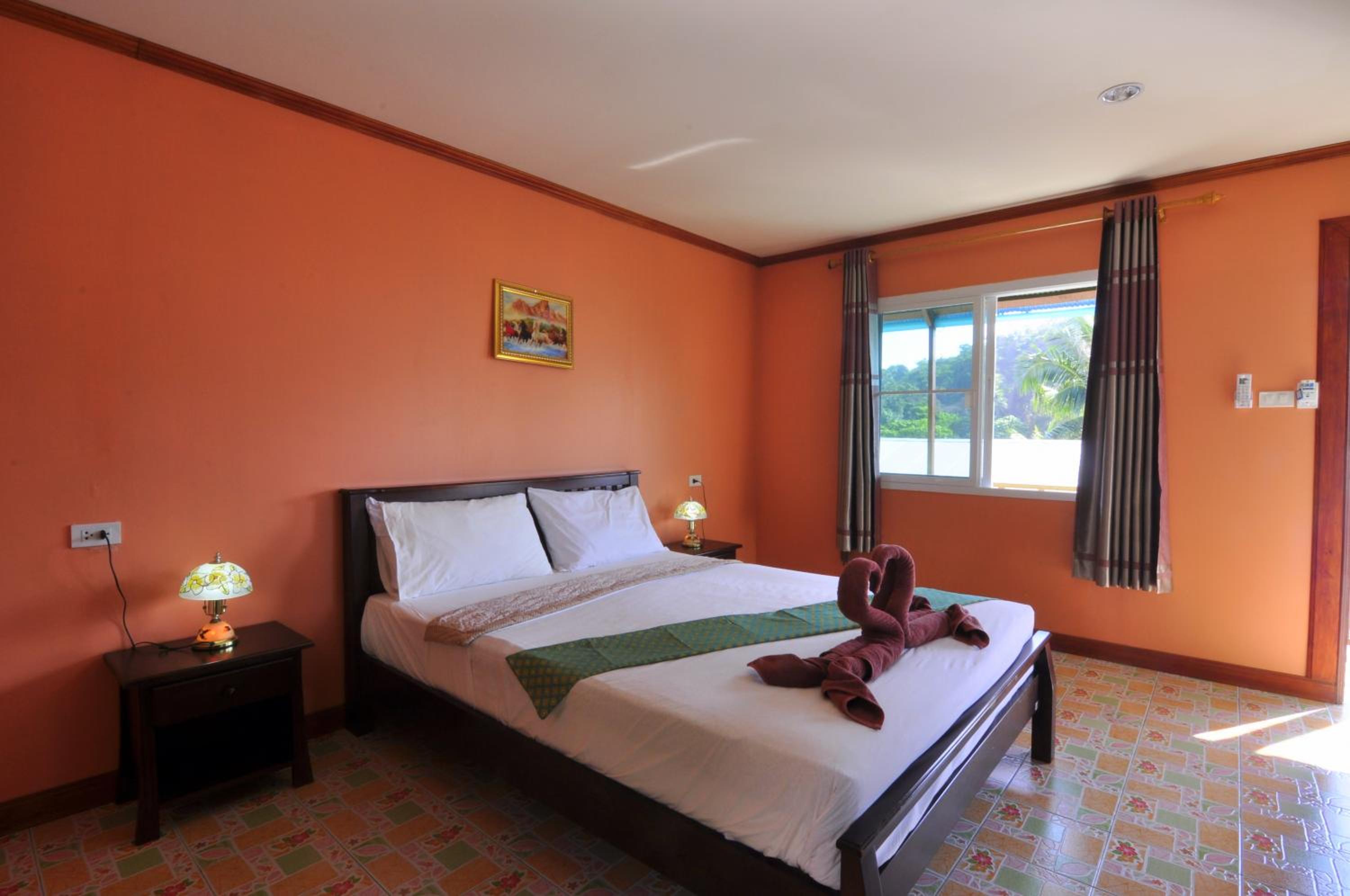 Phi Phi Sand Sea House